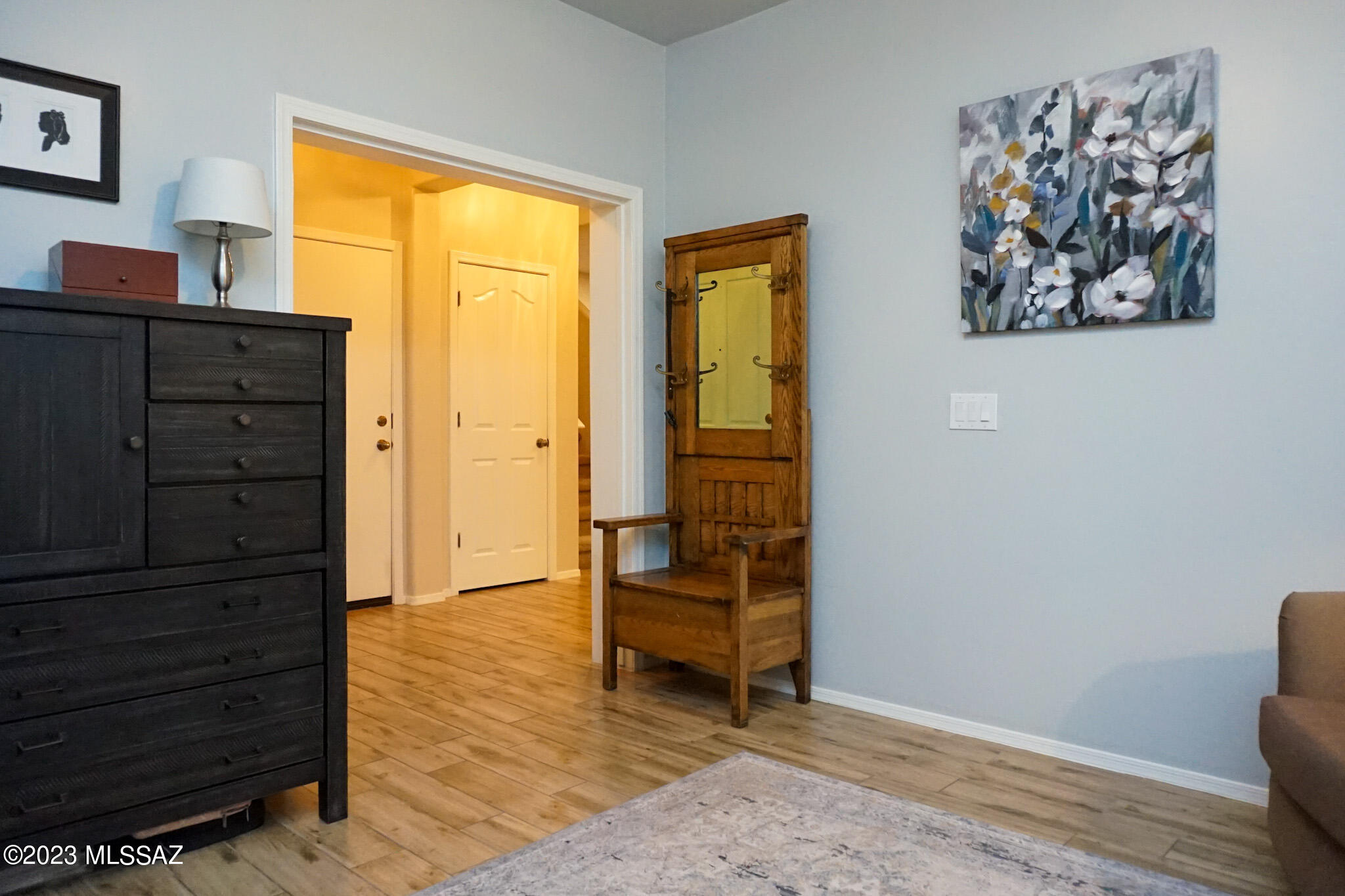 811 N Nestled Hummingbird Lane E