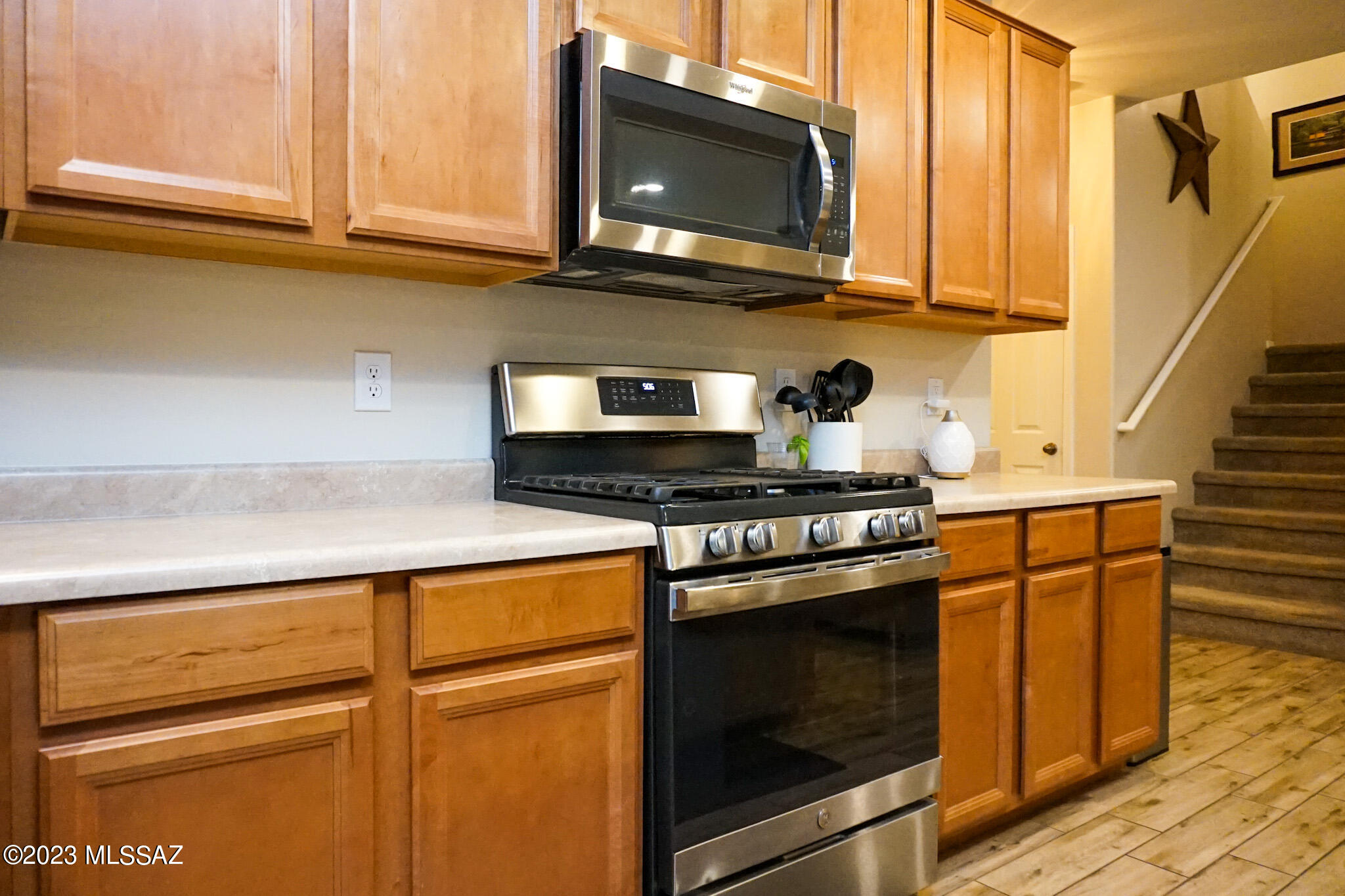 811 N Nestled Hummingbird Lane E