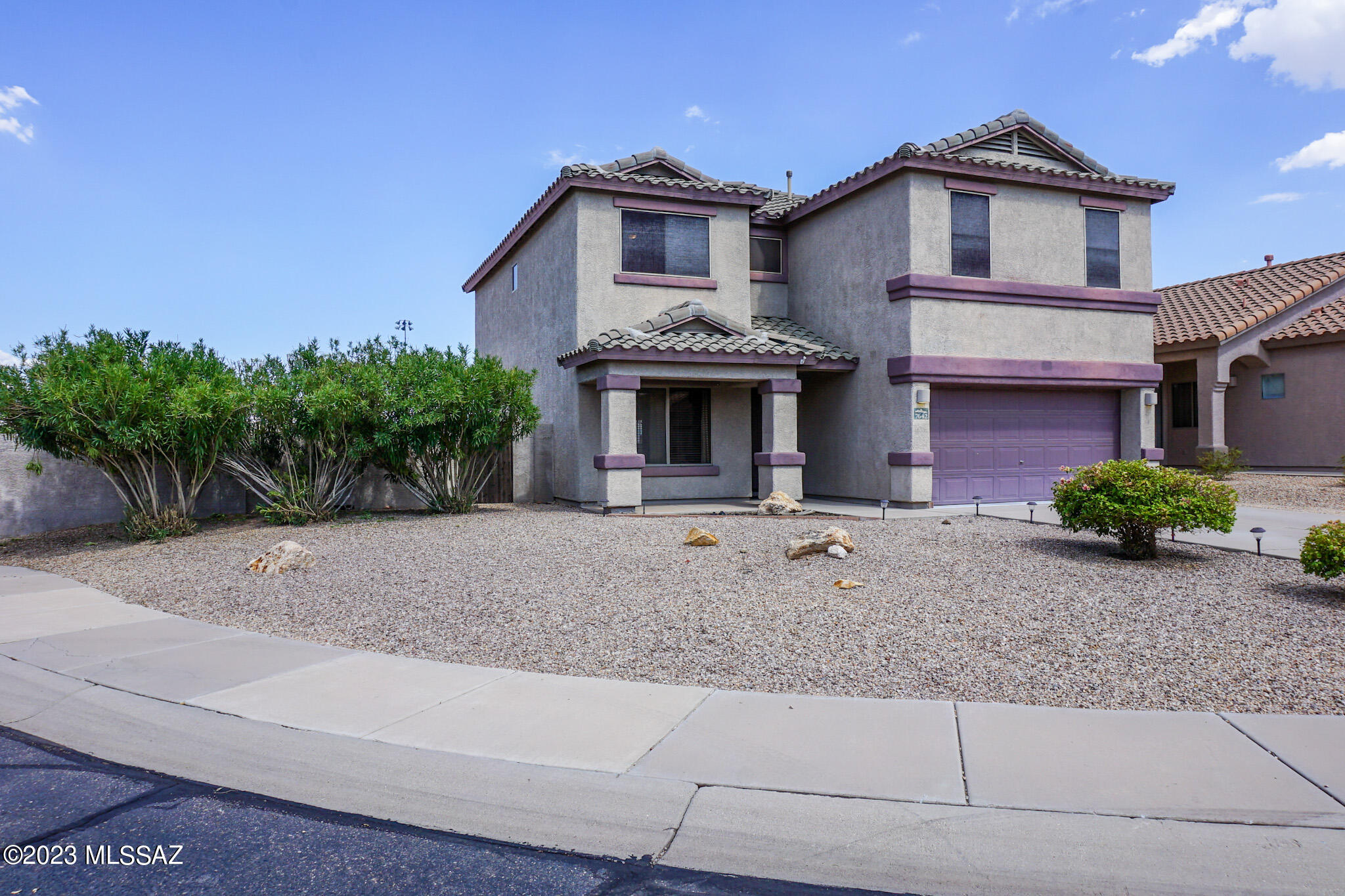 7642 N Hemingway Place