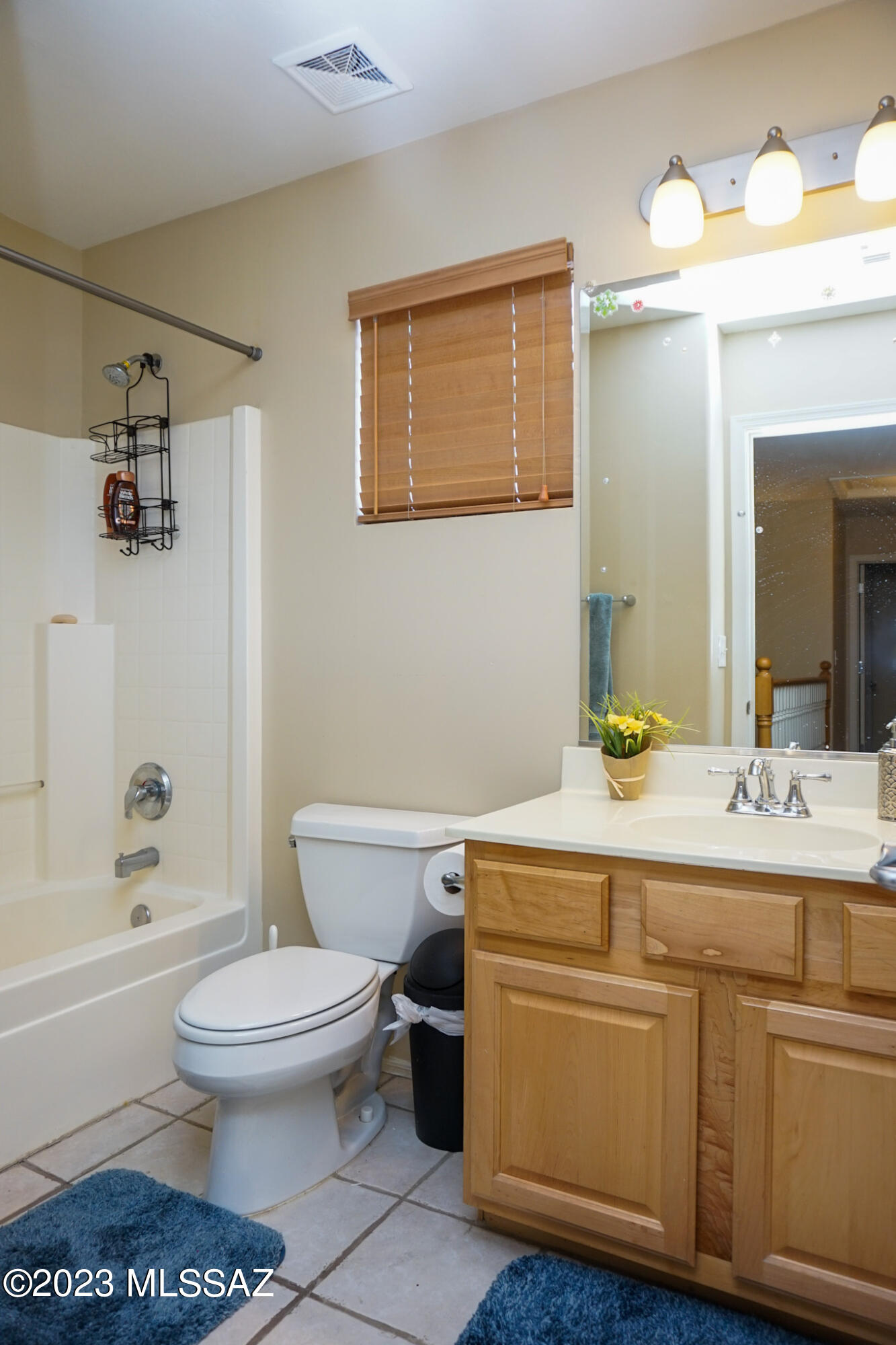 7642 N Hemingway Place