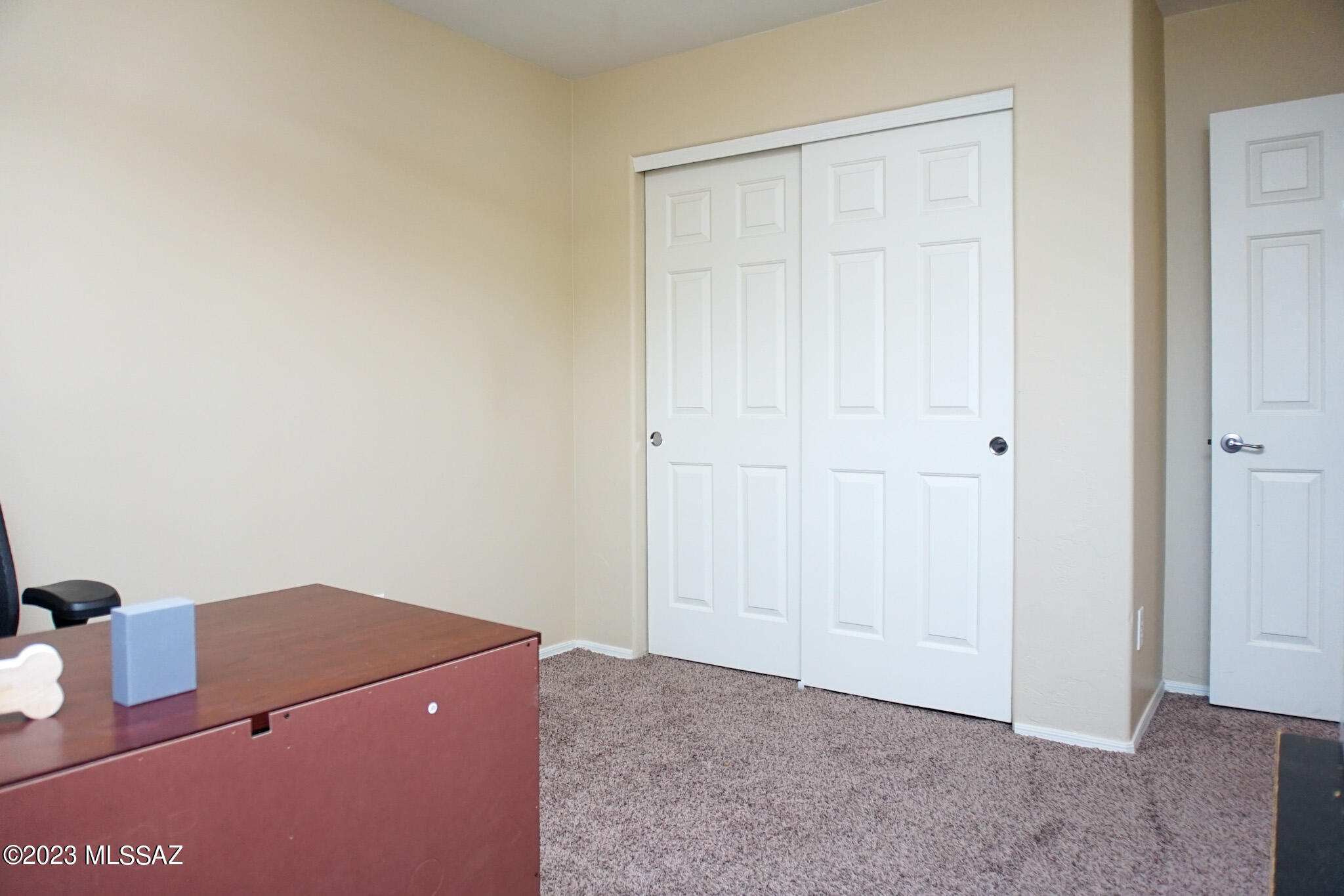 7642 N Hemingway Place