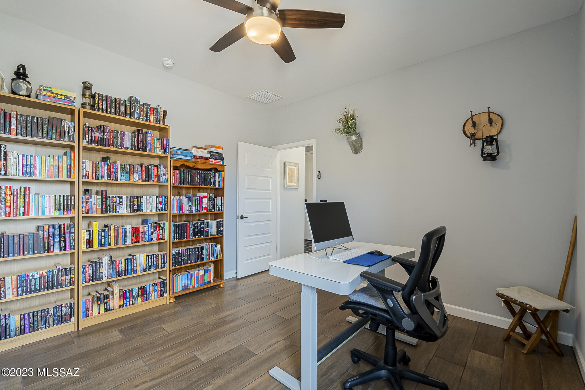 9943 N Sand Sage Trail