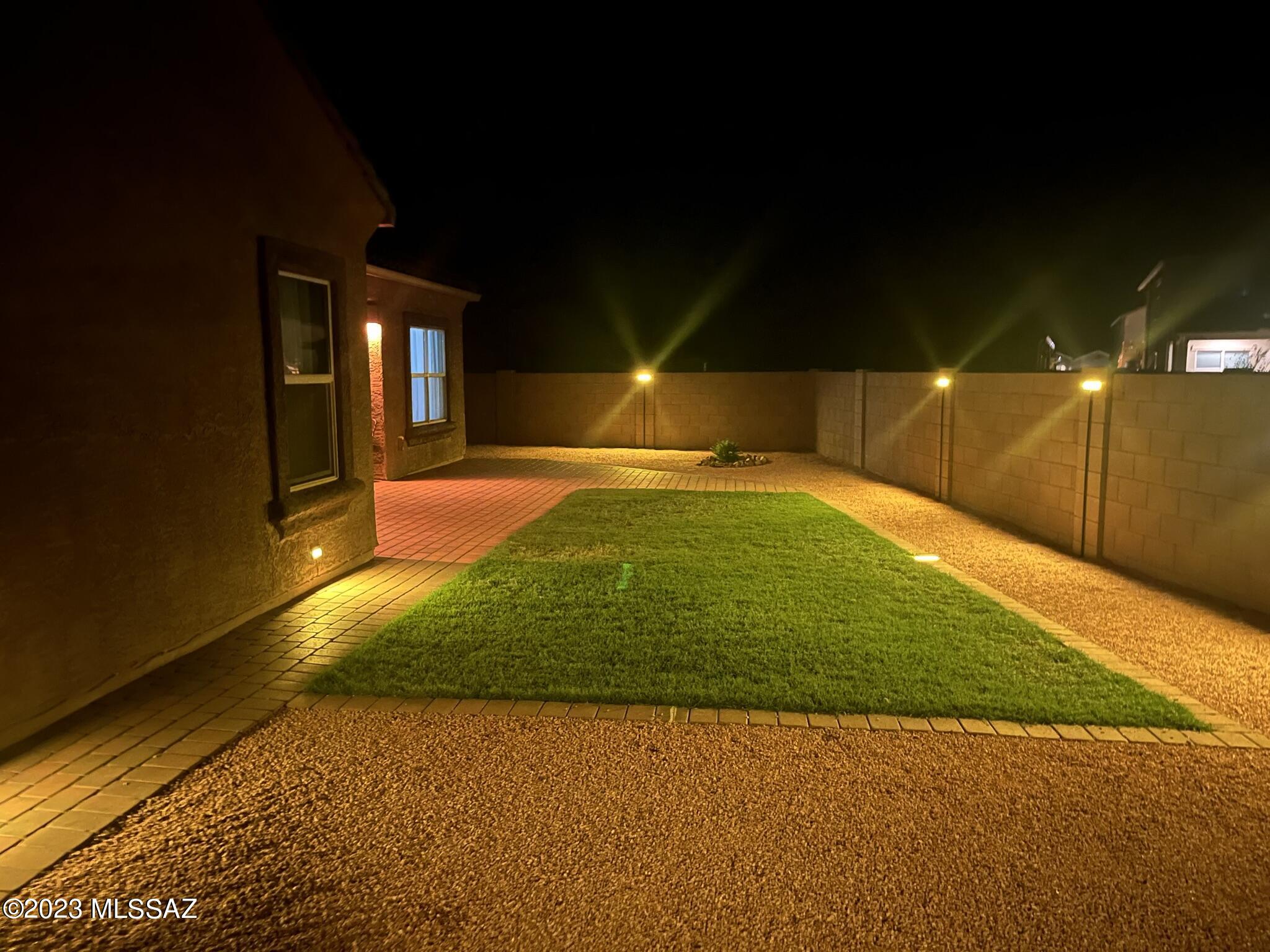 9943 N Sand Sage Trail
