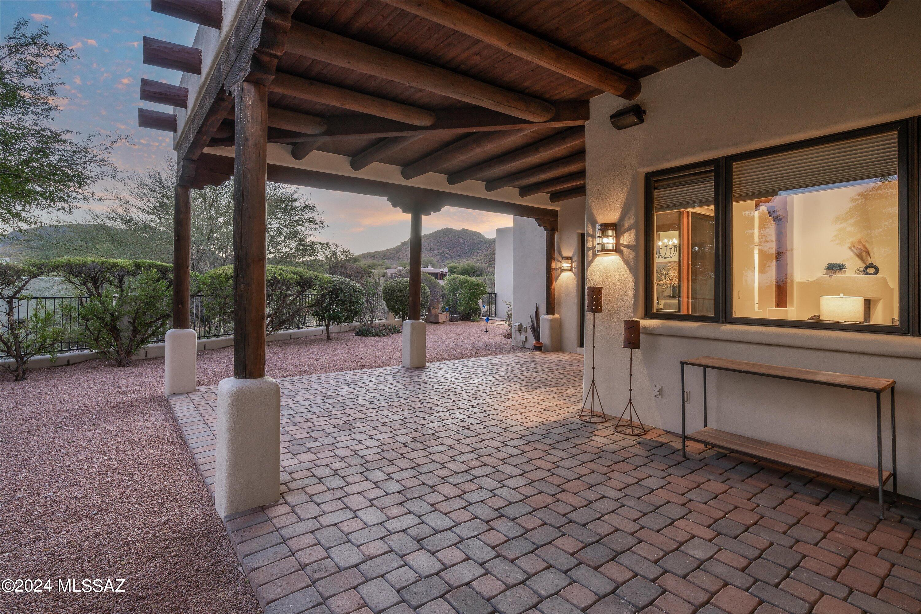 3801 Tohono Crossing Place