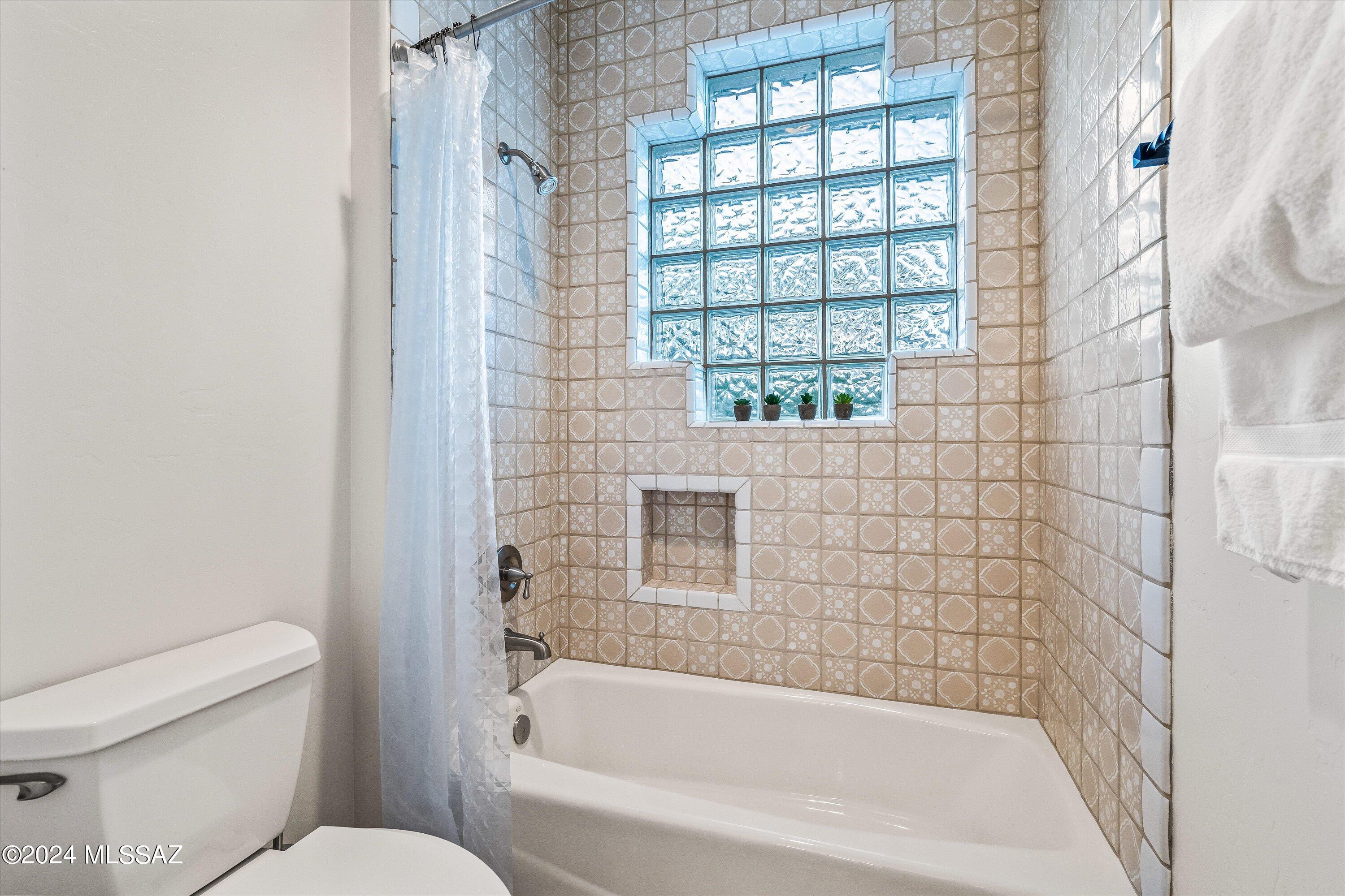 3801 Tohono Crossing Place