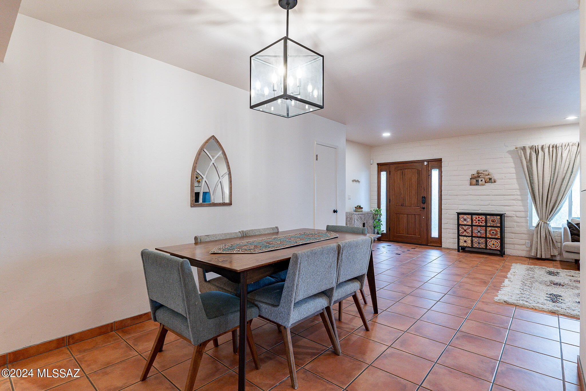 6615 N Donna Beatrix Circle