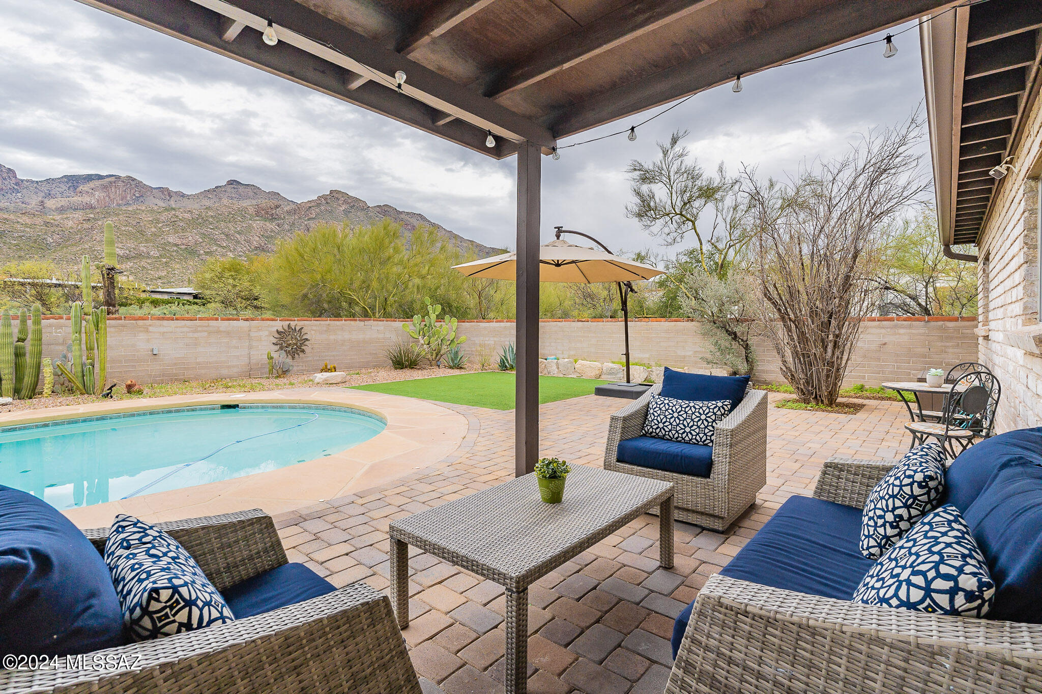 6615 N Donna Beatrix Circle