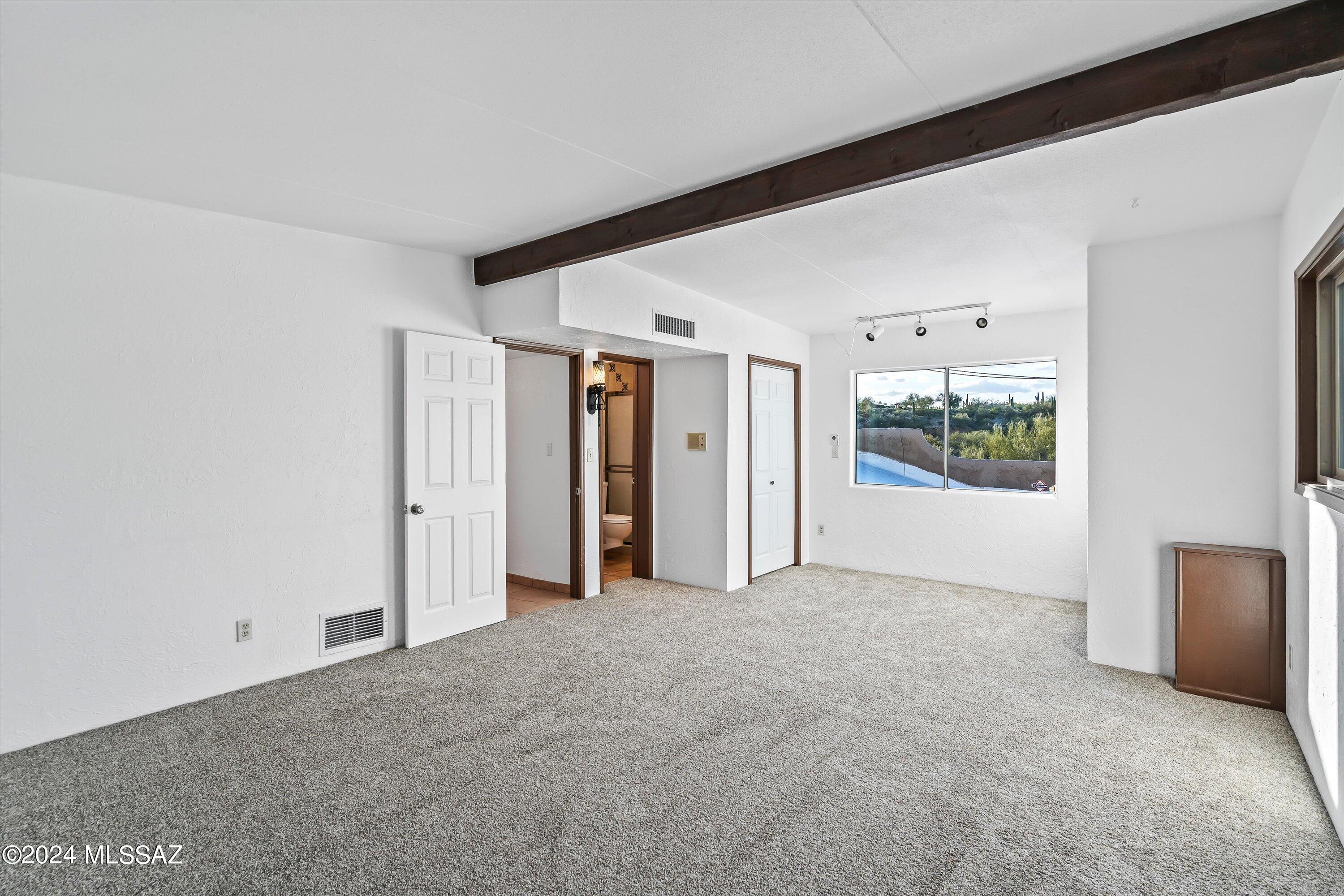 405 E River Road