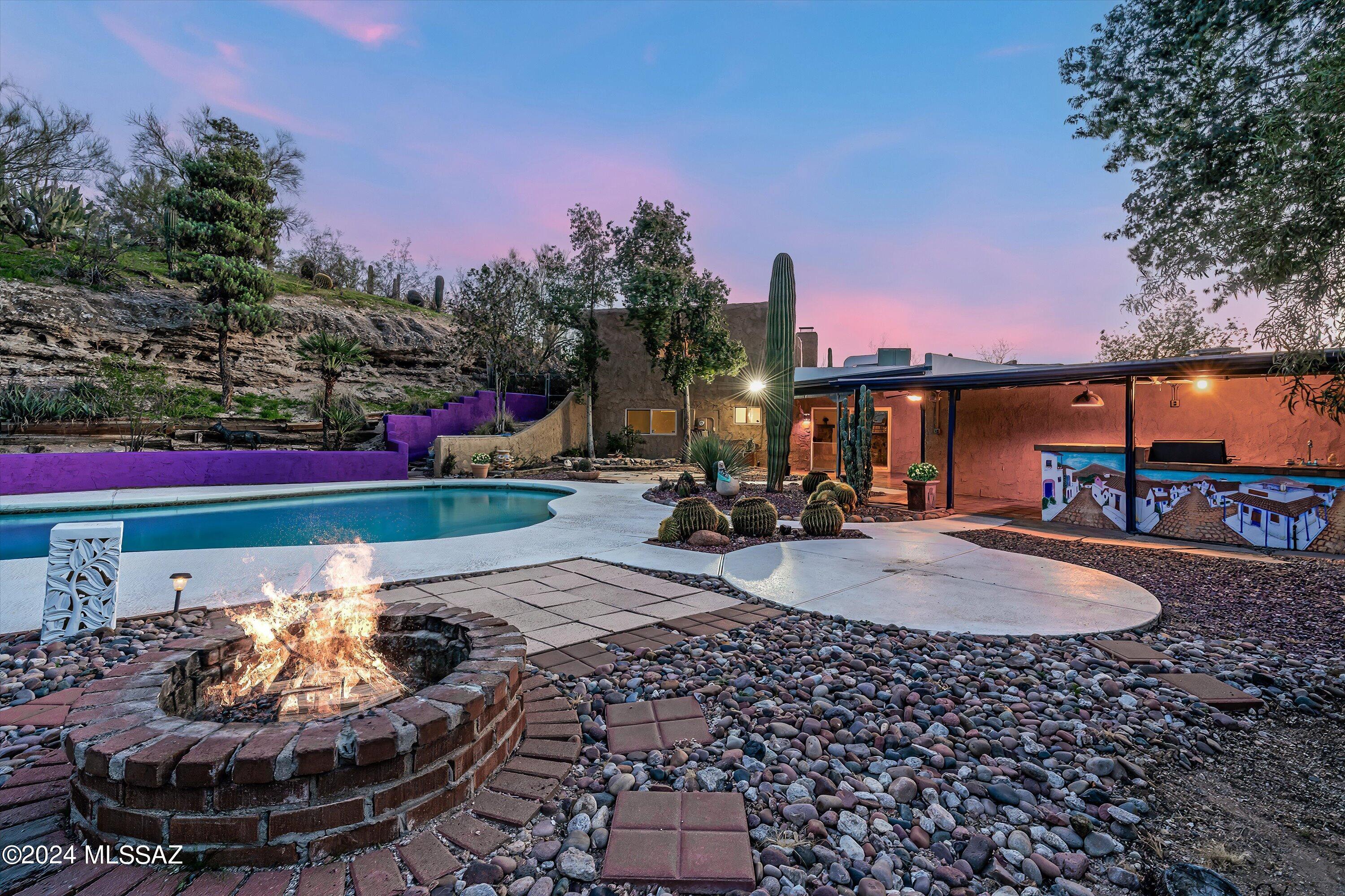 405 E River Road