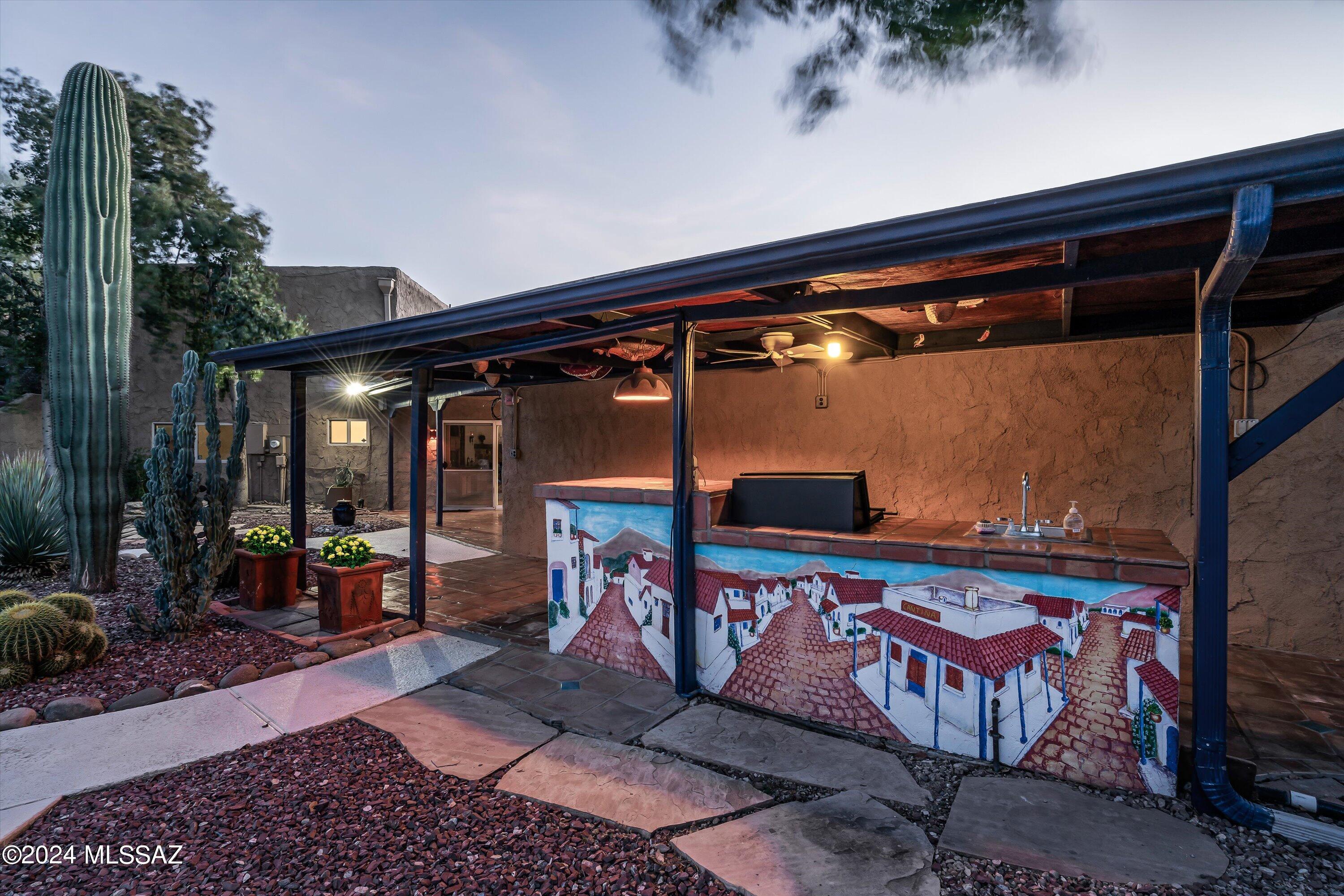 405 E River Road