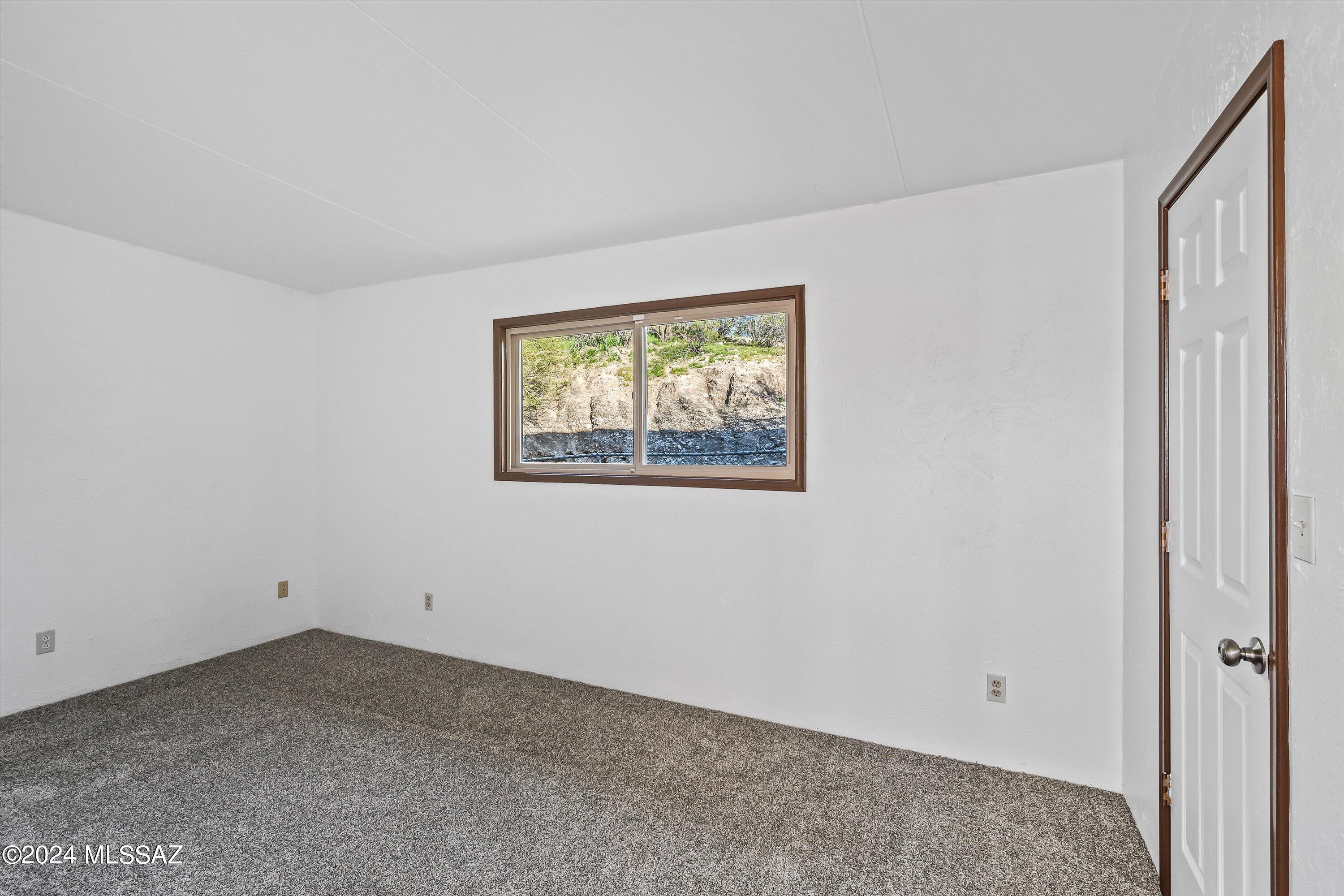 405 E River Road