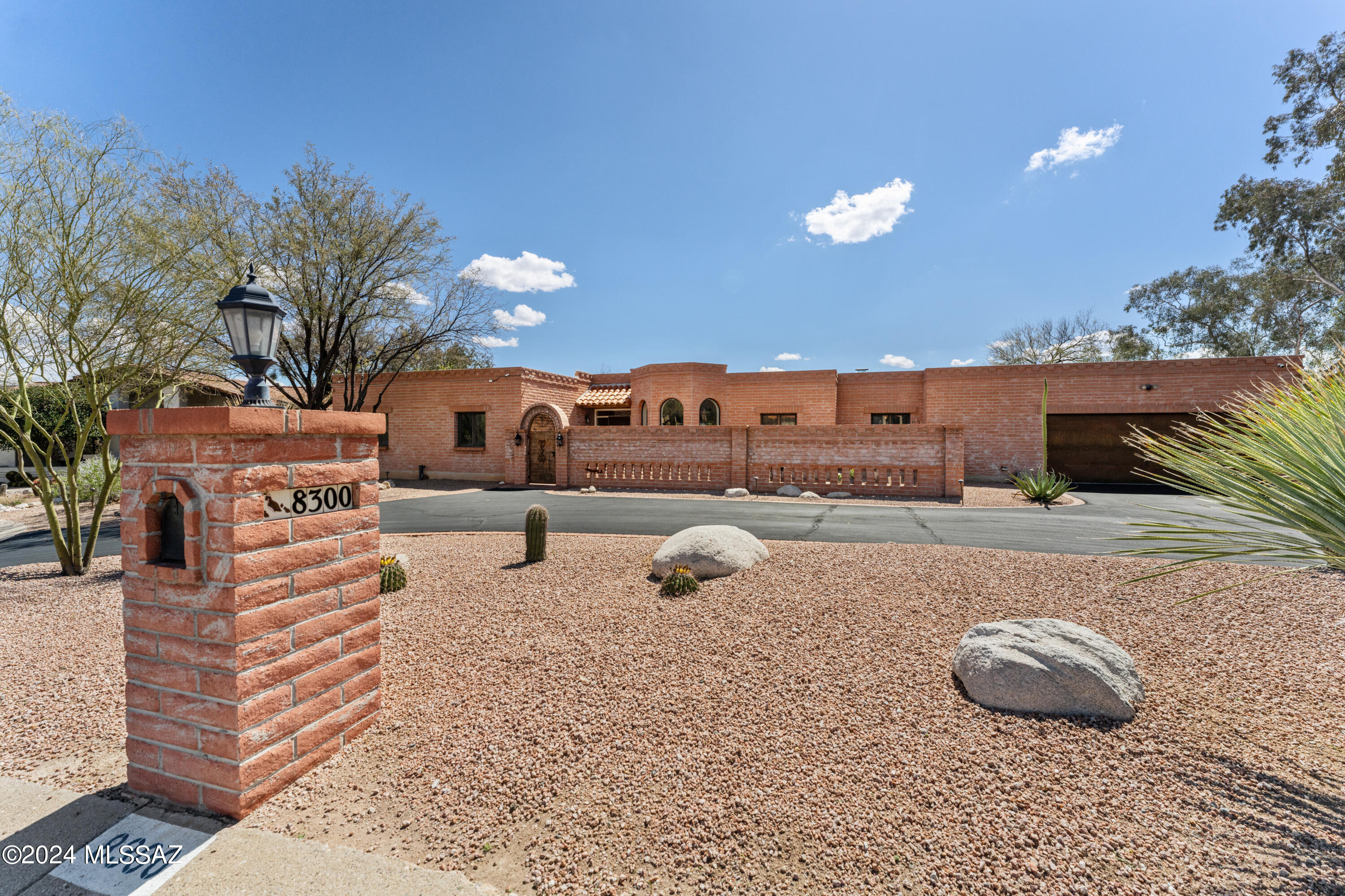 8300 E Crestwood Circle