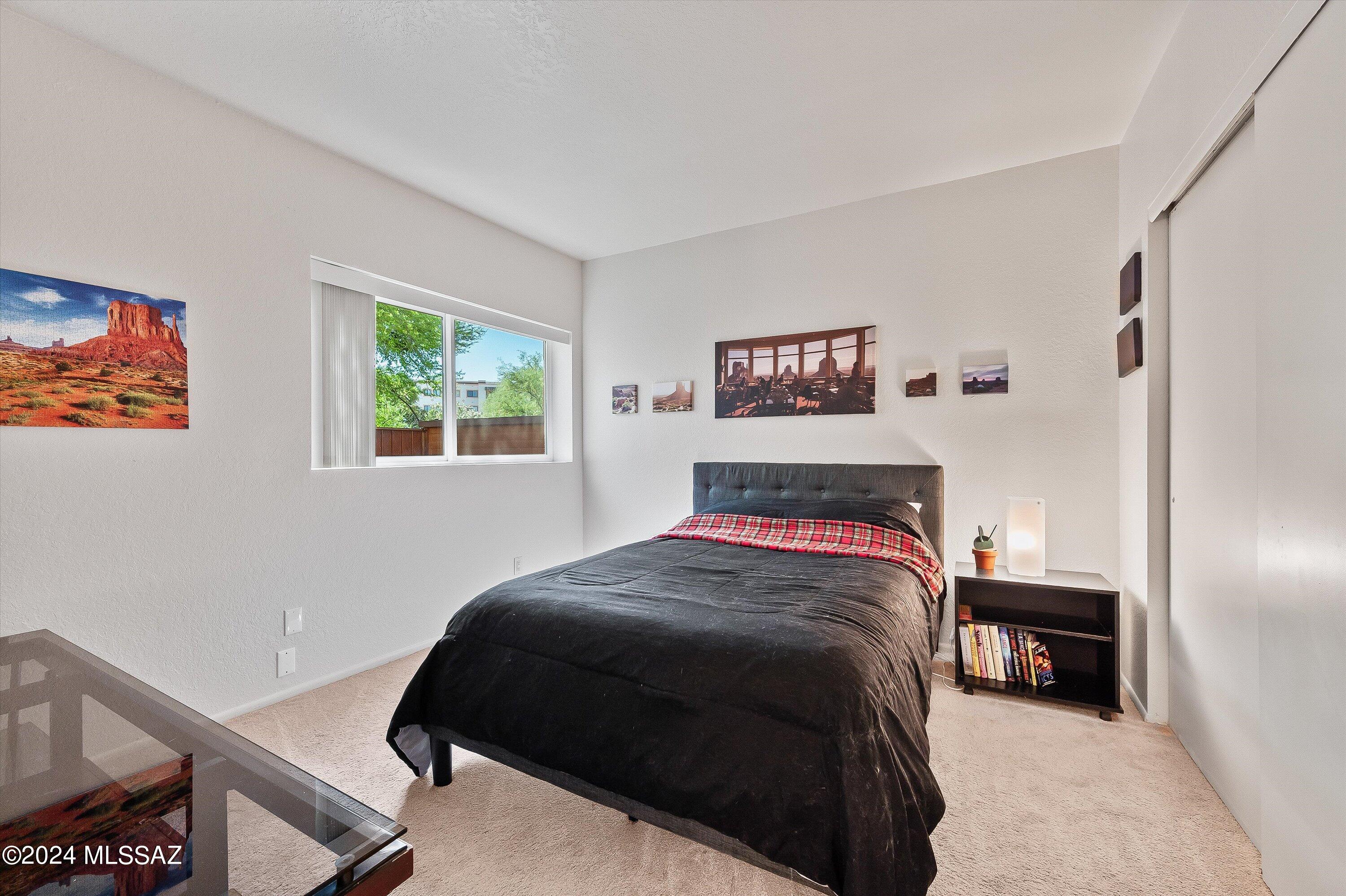 2584 N Santa Rosa Avenue