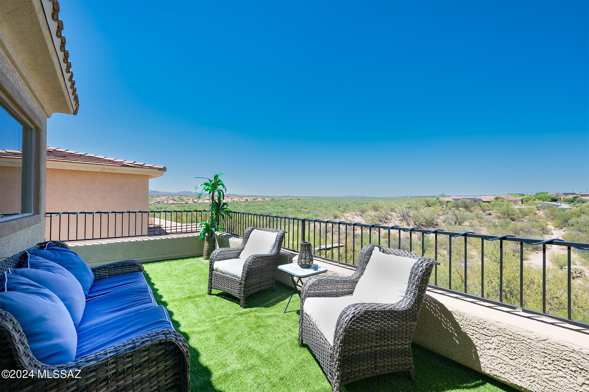 13776 N High Mountain View Place