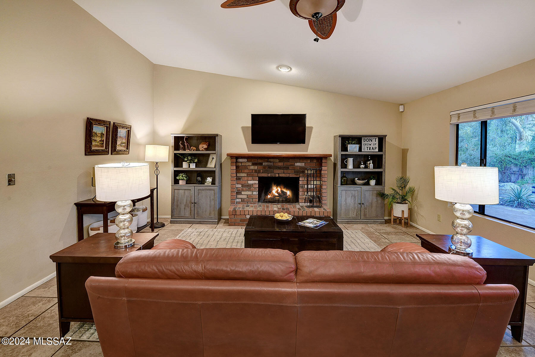 5725 N Via Umbrosa