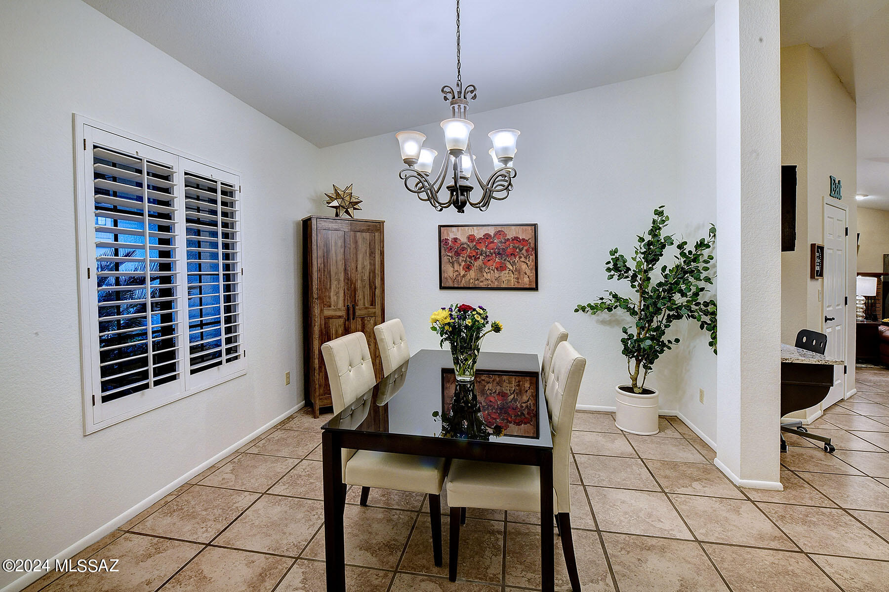 5725 N Via Umbrosa