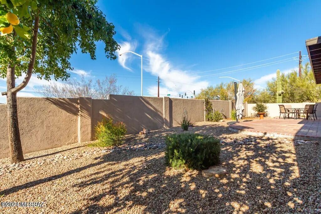11569 N Kelly Rae Place