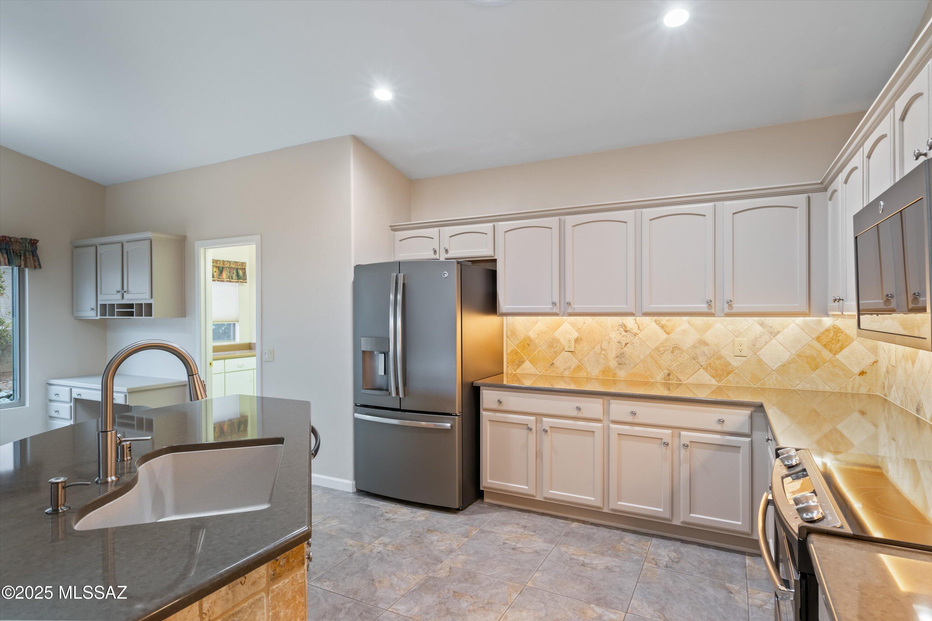 63317 E Desert Highland Drive