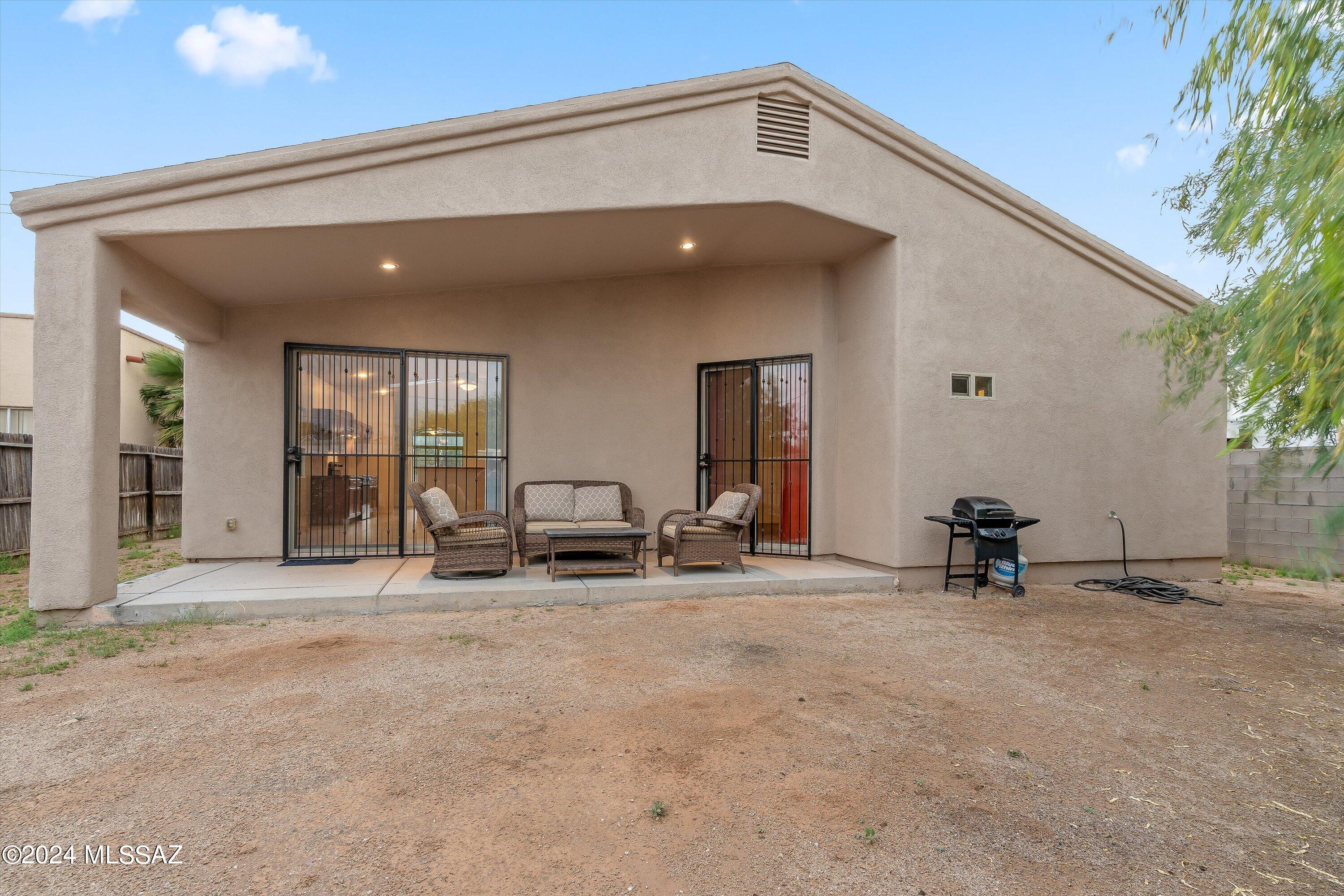 1610 N Sahuara Avenue