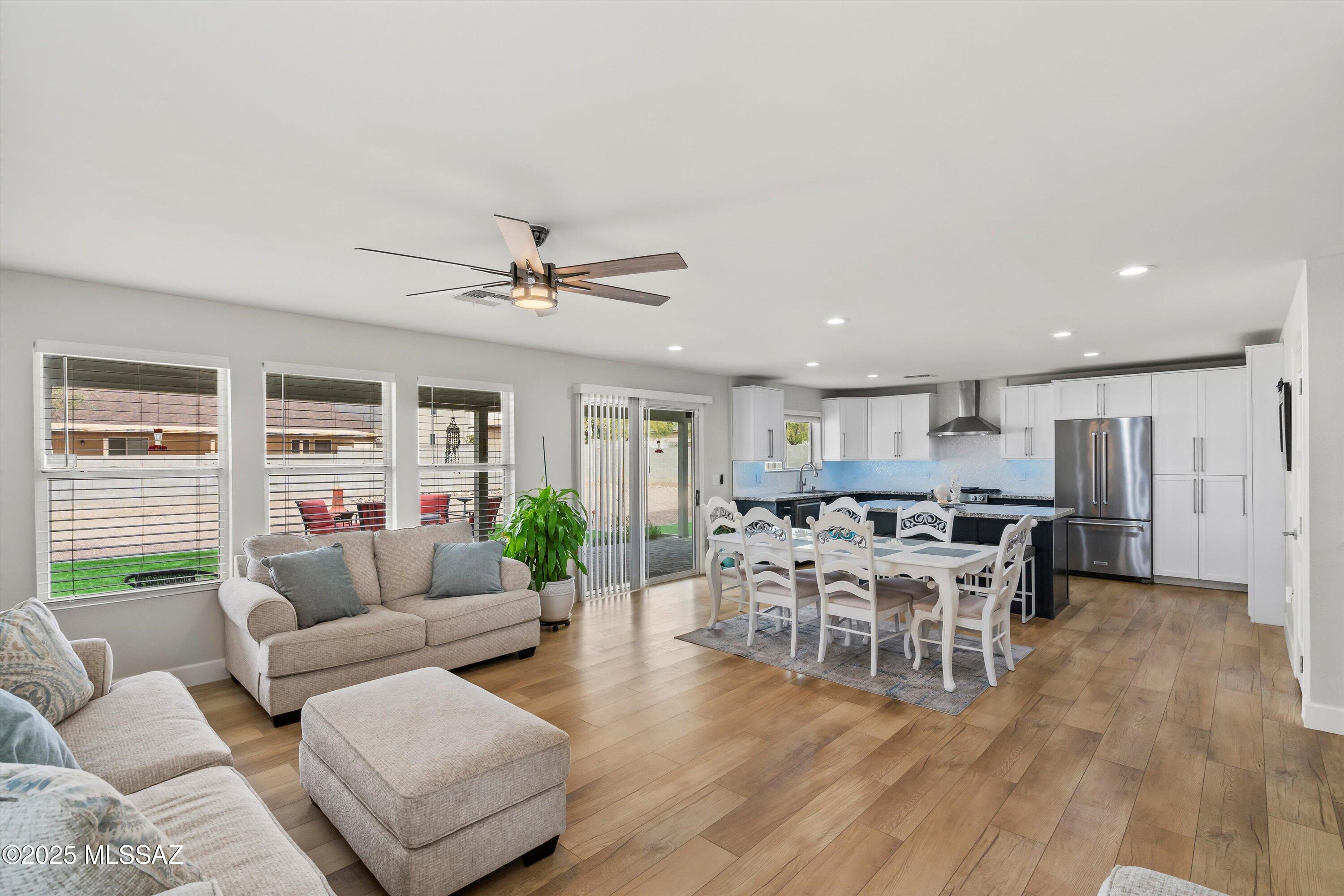 4824 W Calle Don Roberto