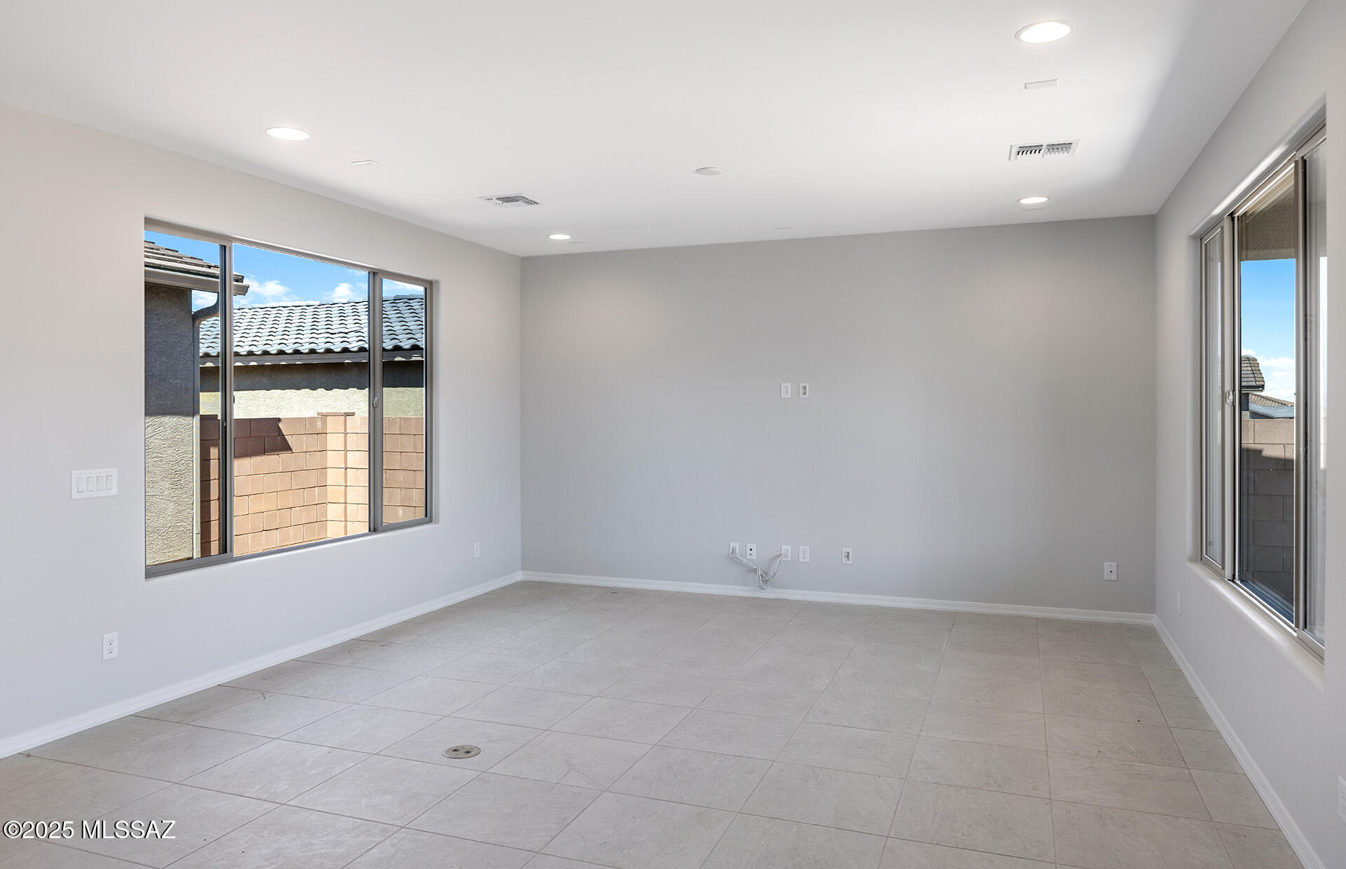 8125 S Sonoran Oak Drive