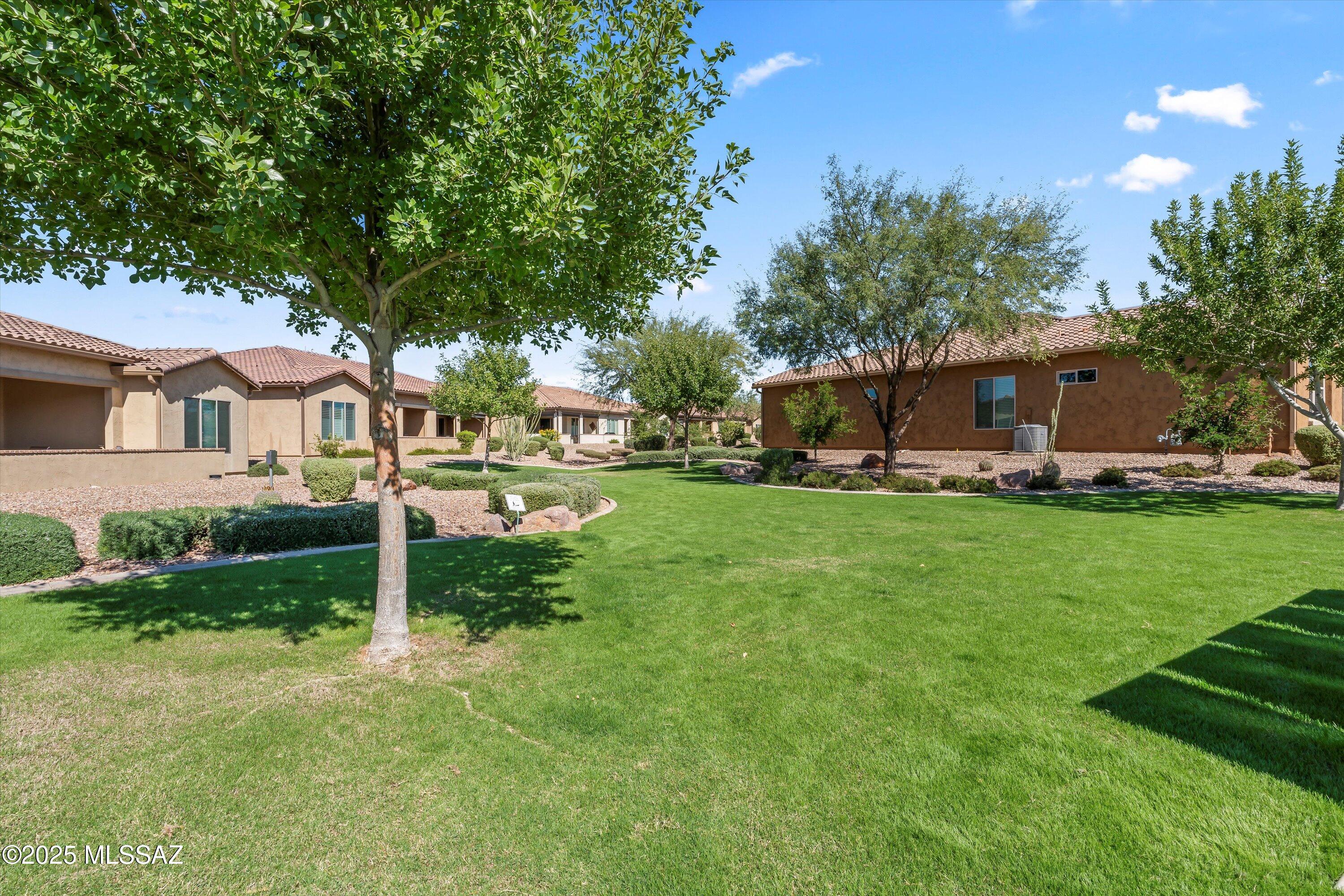 62797 E Thunder Rock Drive