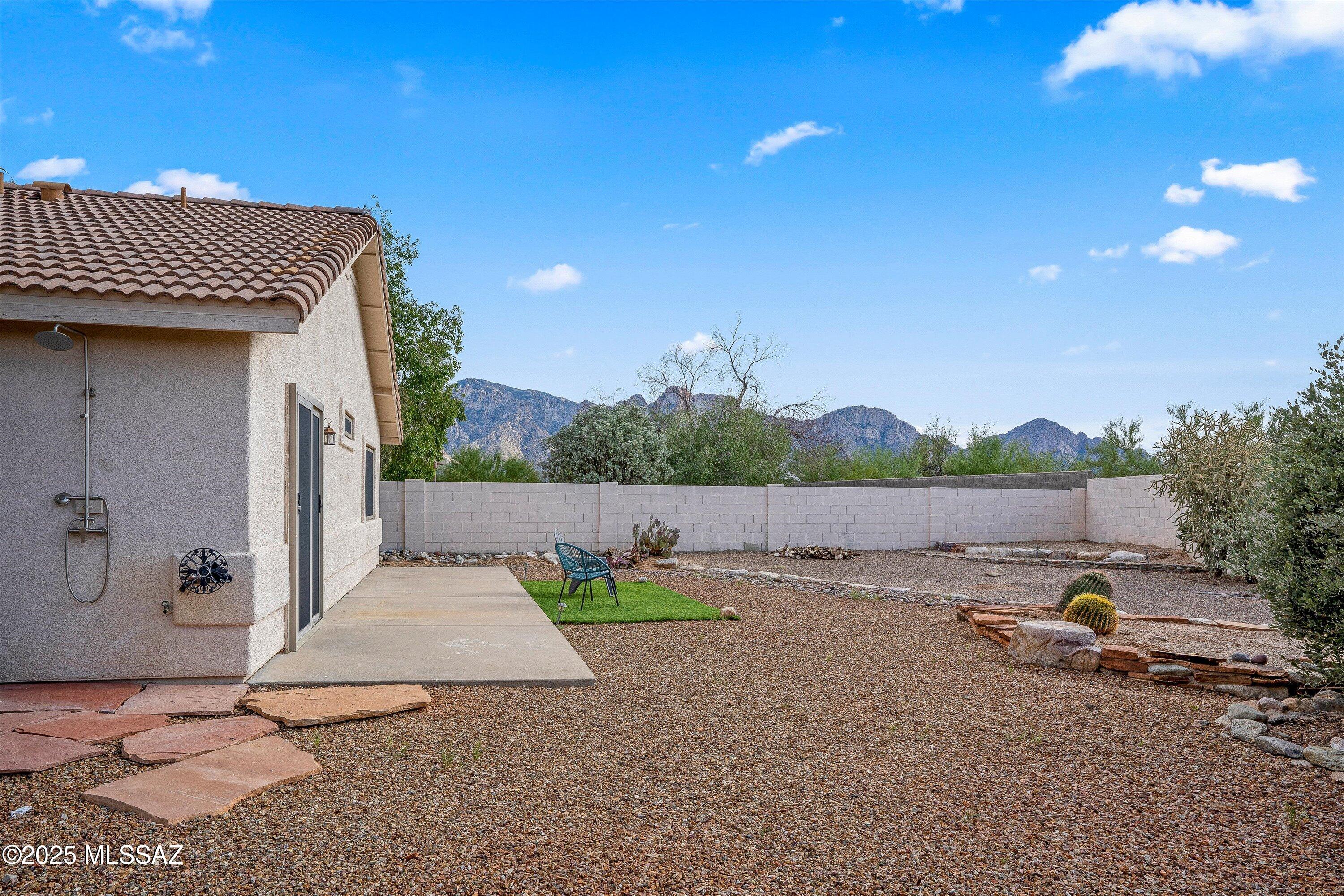 13201 N Classic Overlook Court