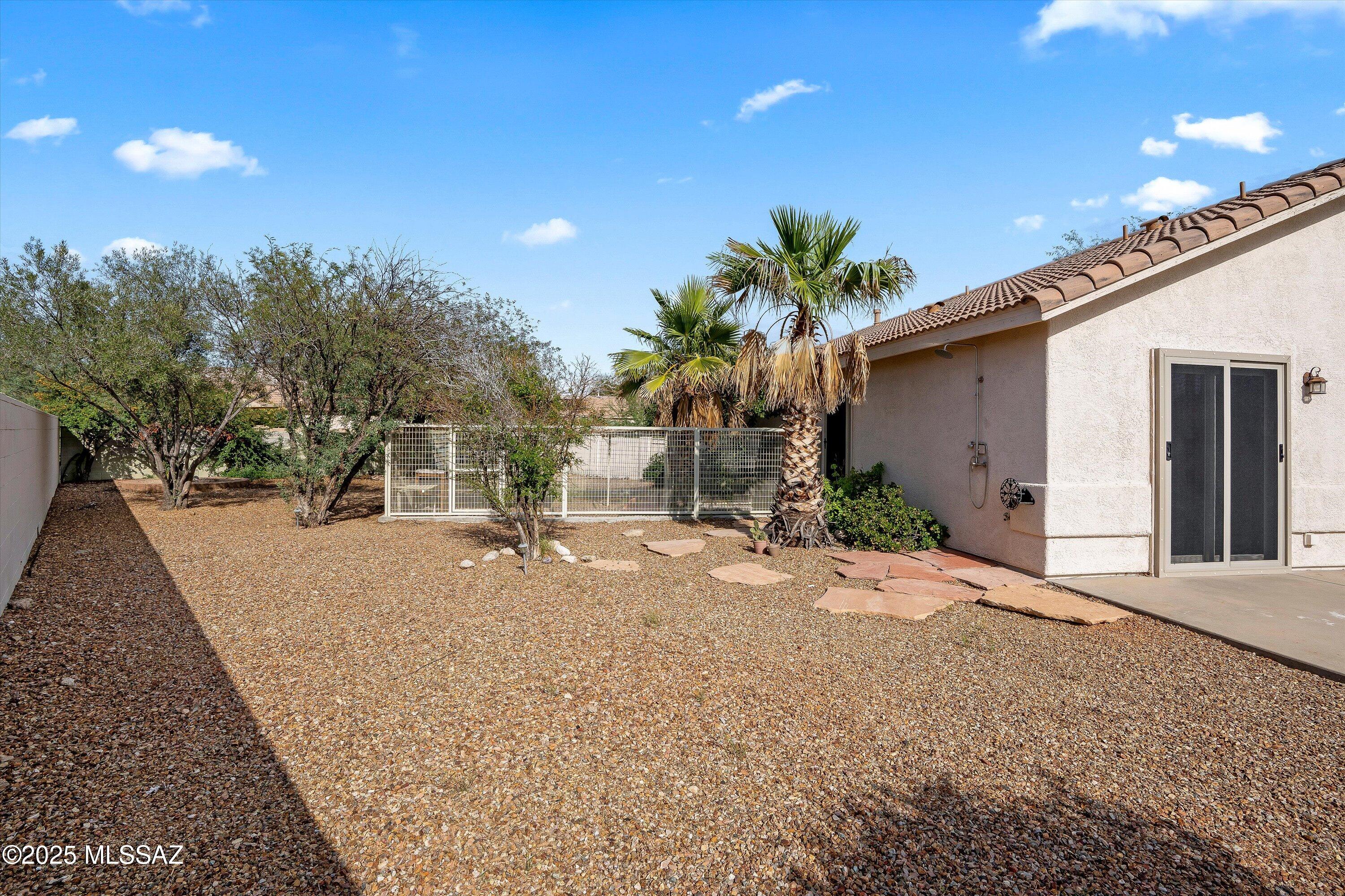 13201 N Classic Overlook Court