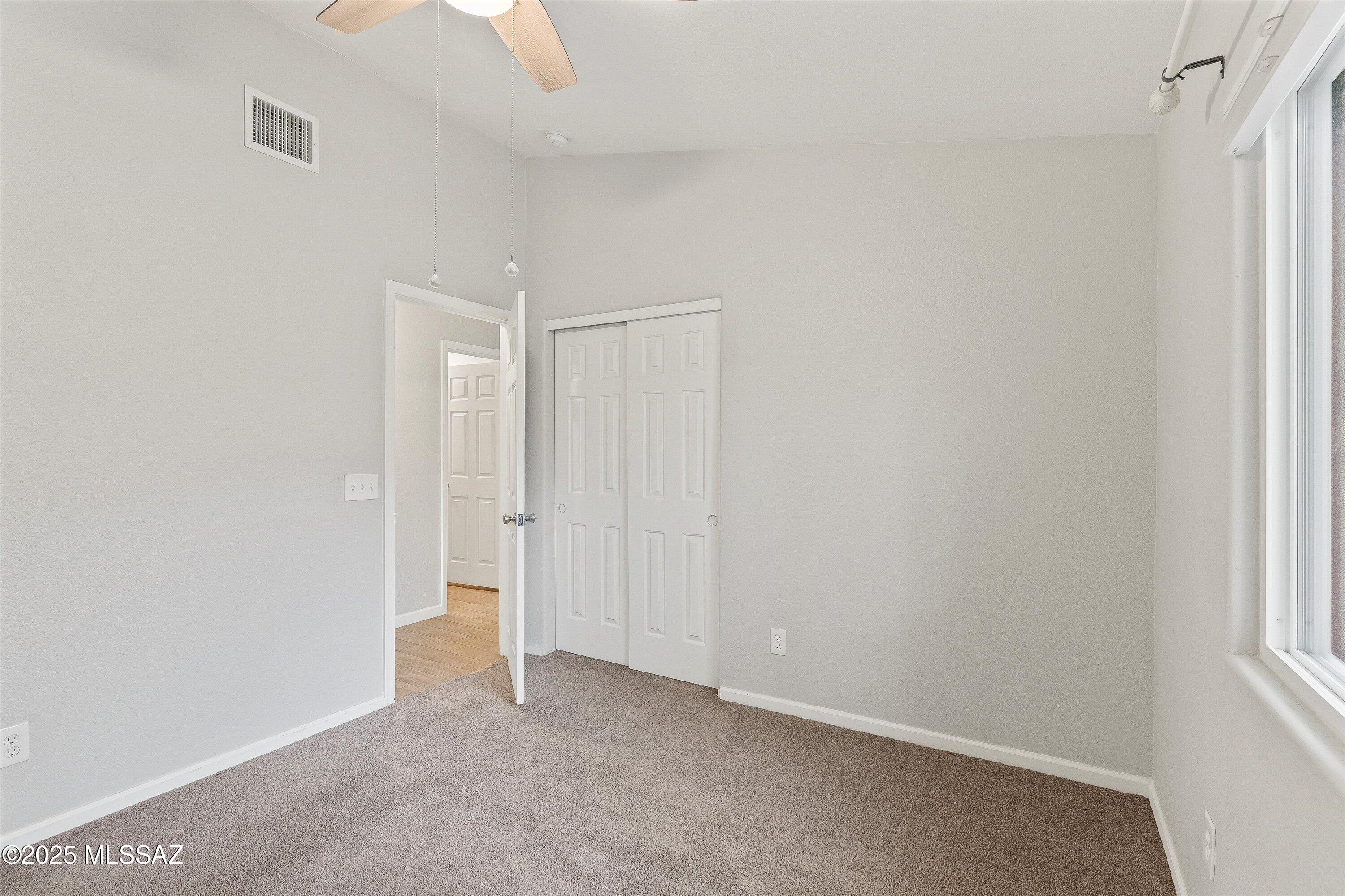 13201 N Classic Overlook Court