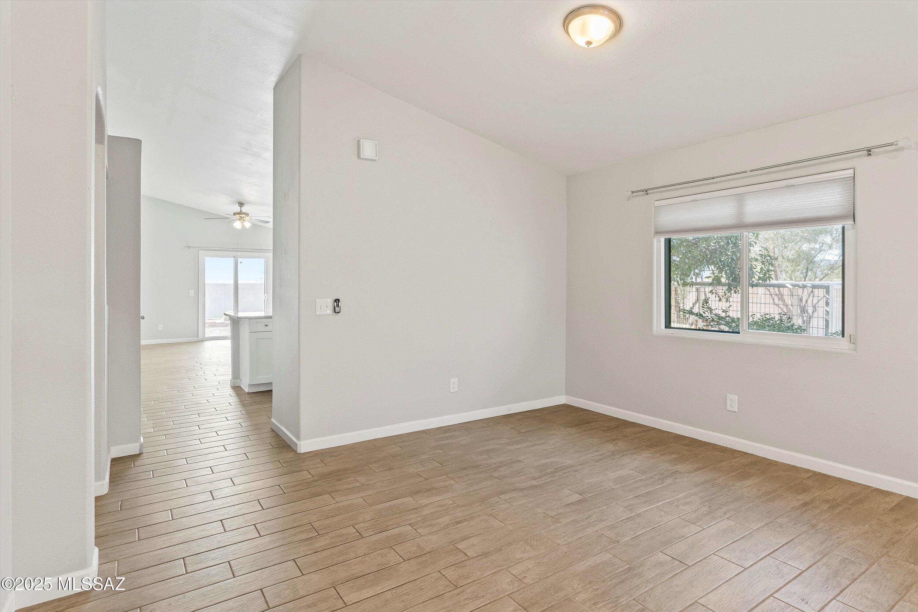 13201 N Classic Overlook Court