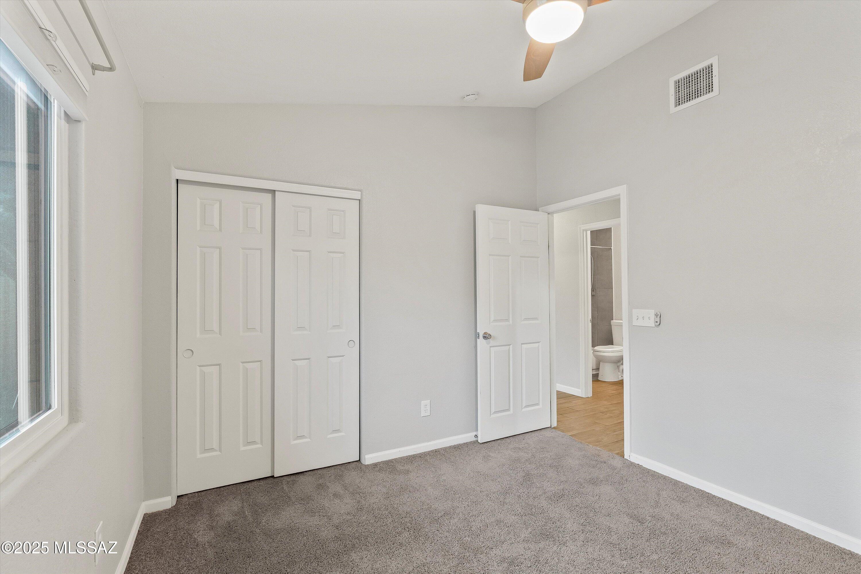 13201 N Classic Overlook Court