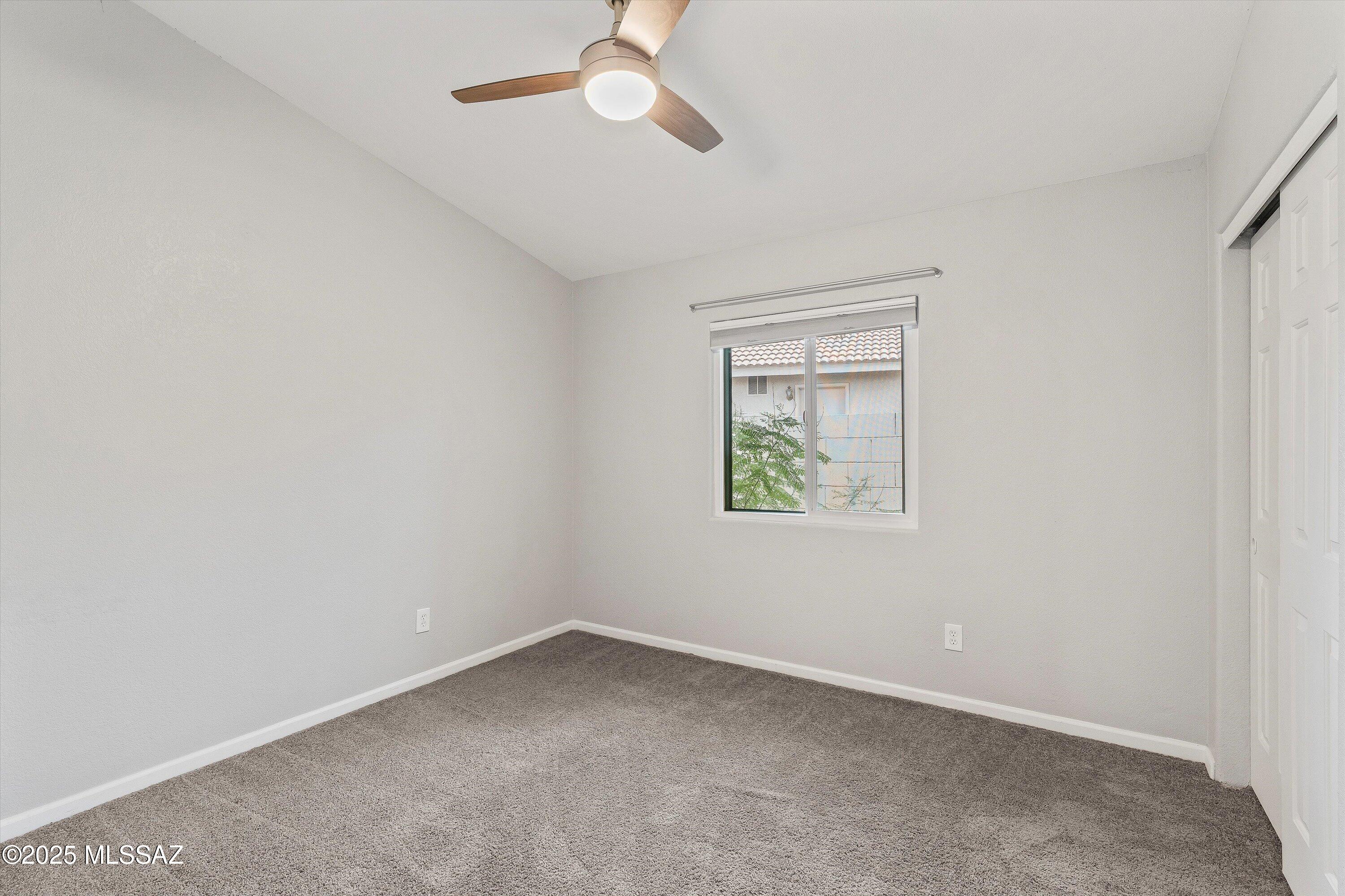 13201 N Classic Overlook Court