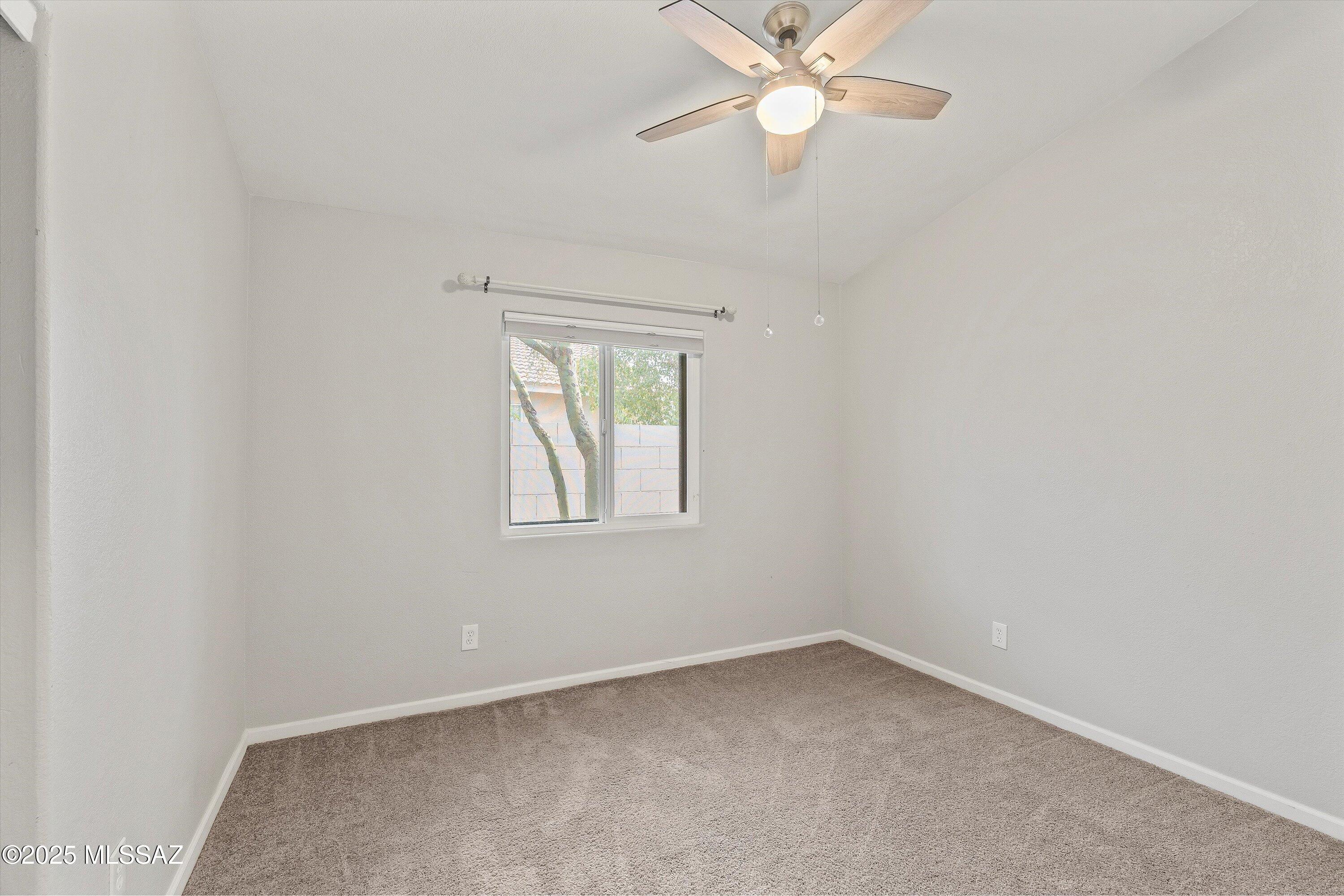 13201 N Classic Overlook Court