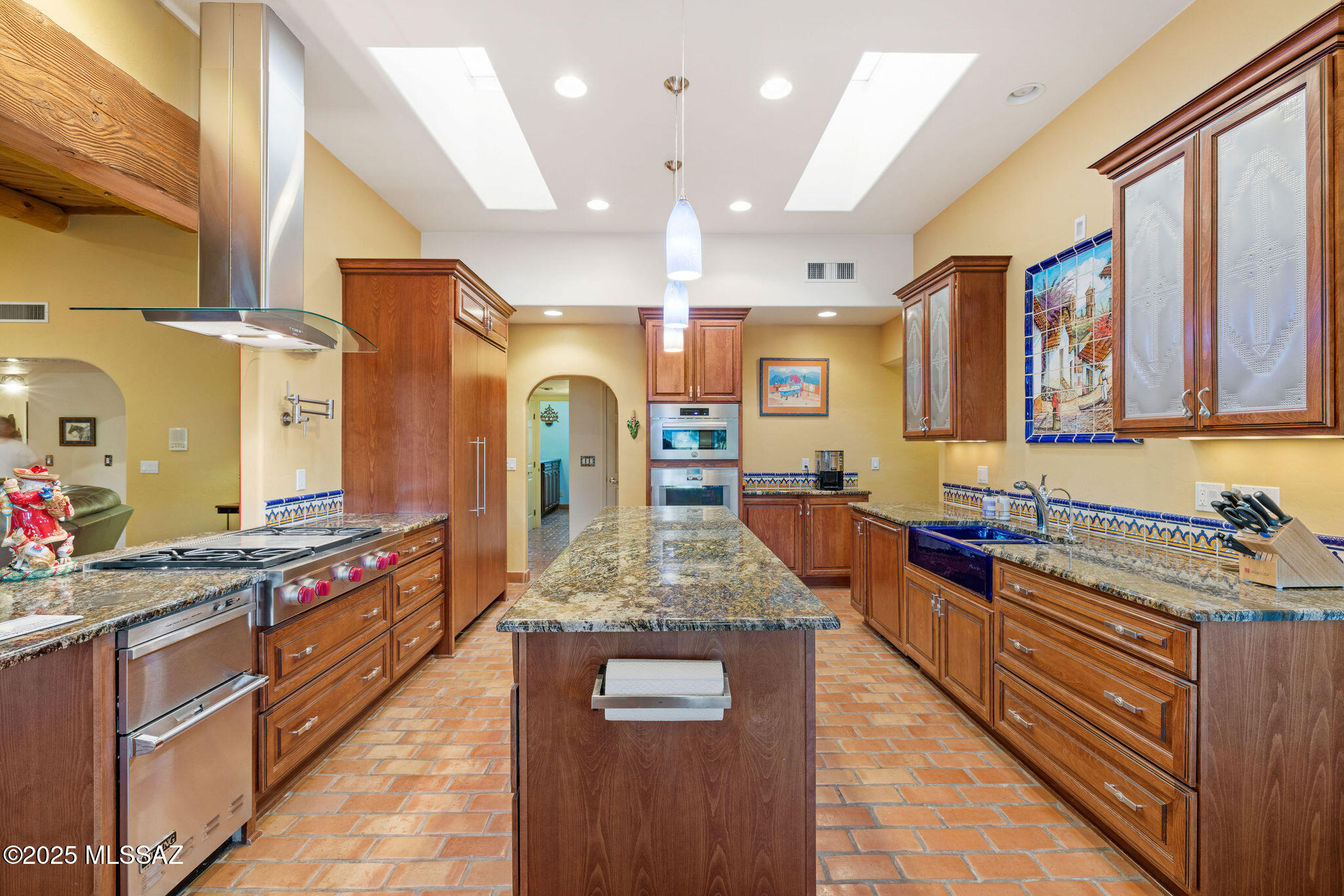 2315 N Avenida Sorgo