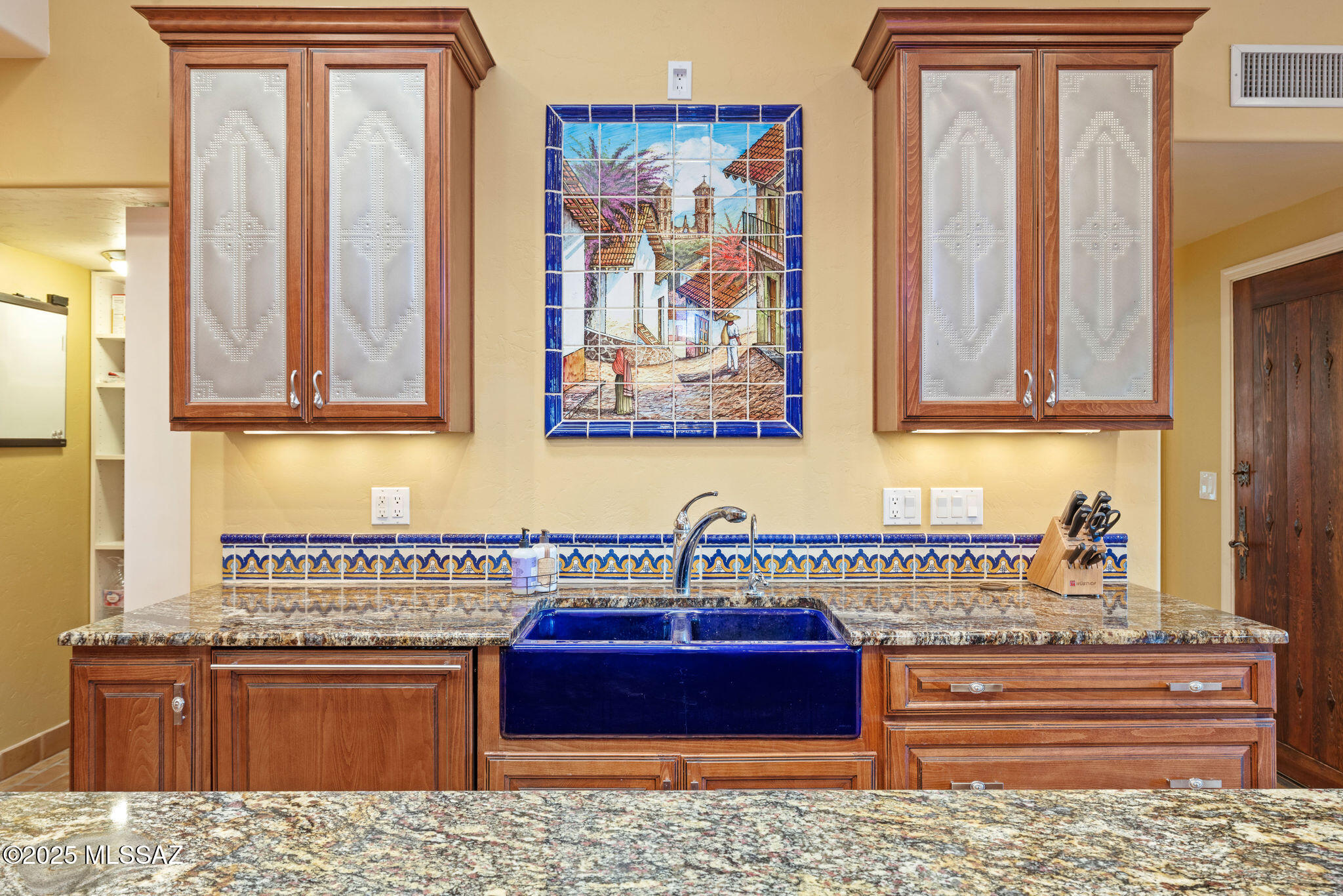 2315 N Avenida Sorgo