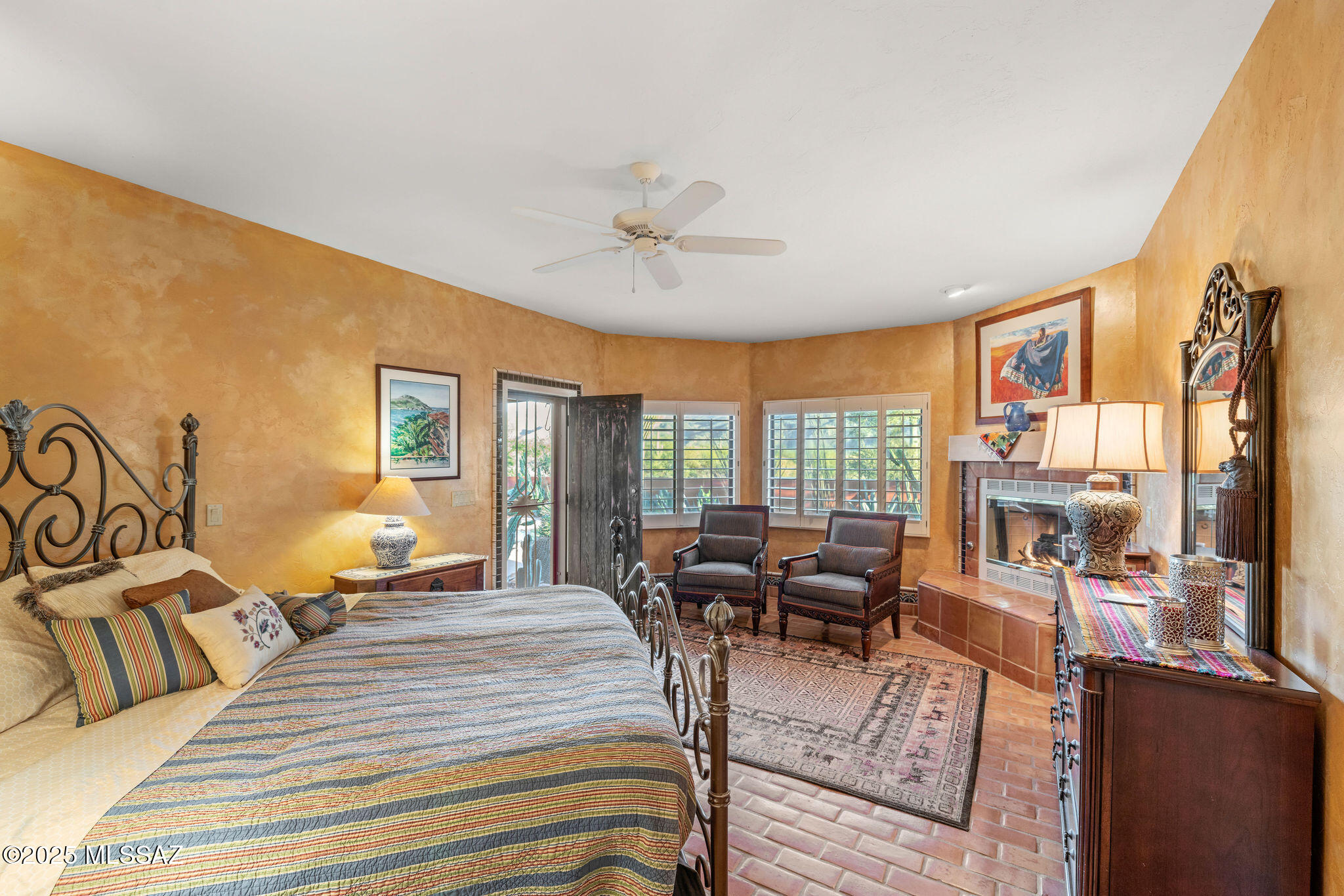 2315 N Avenida Sorgo