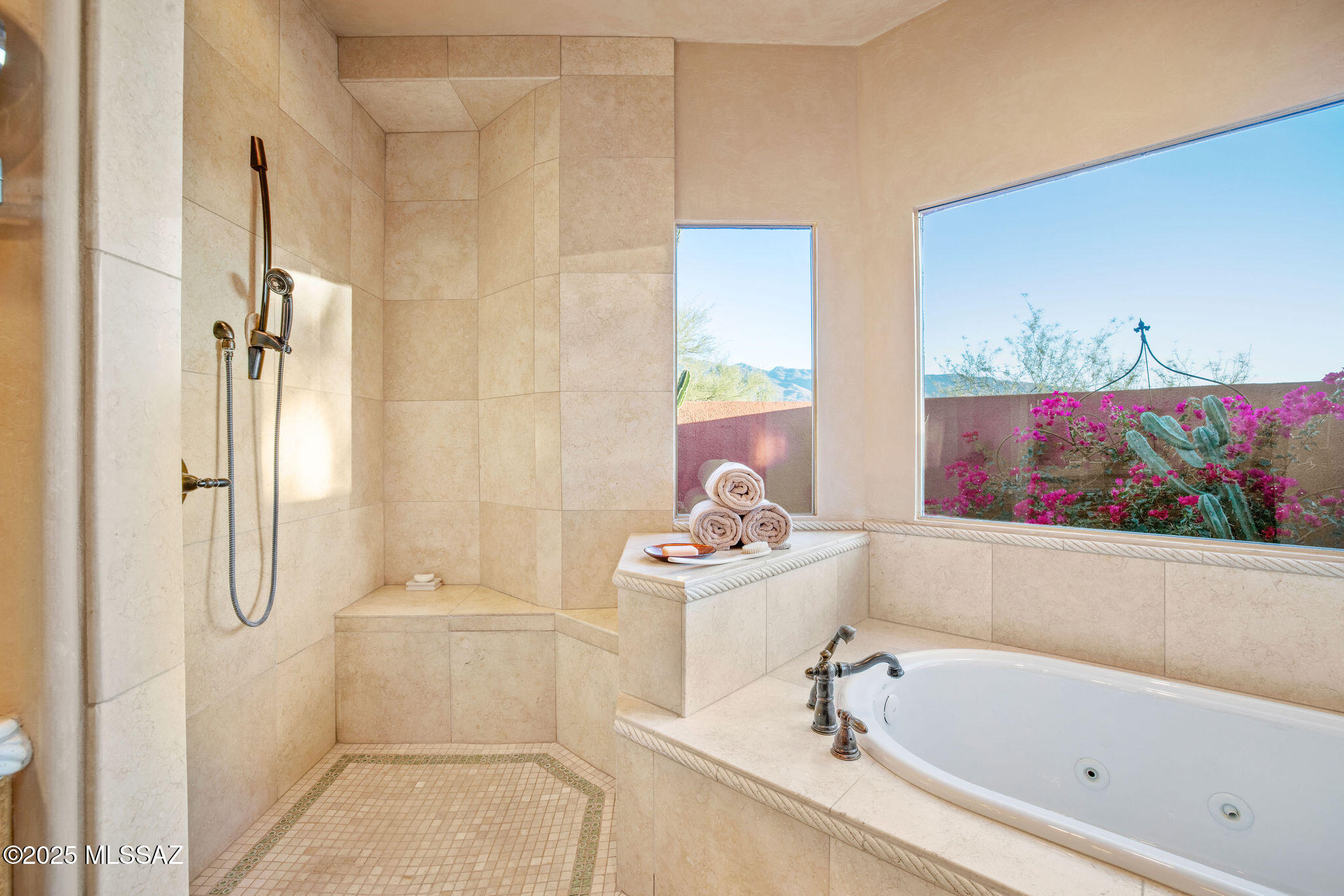 2315 N Avenida Sorgo