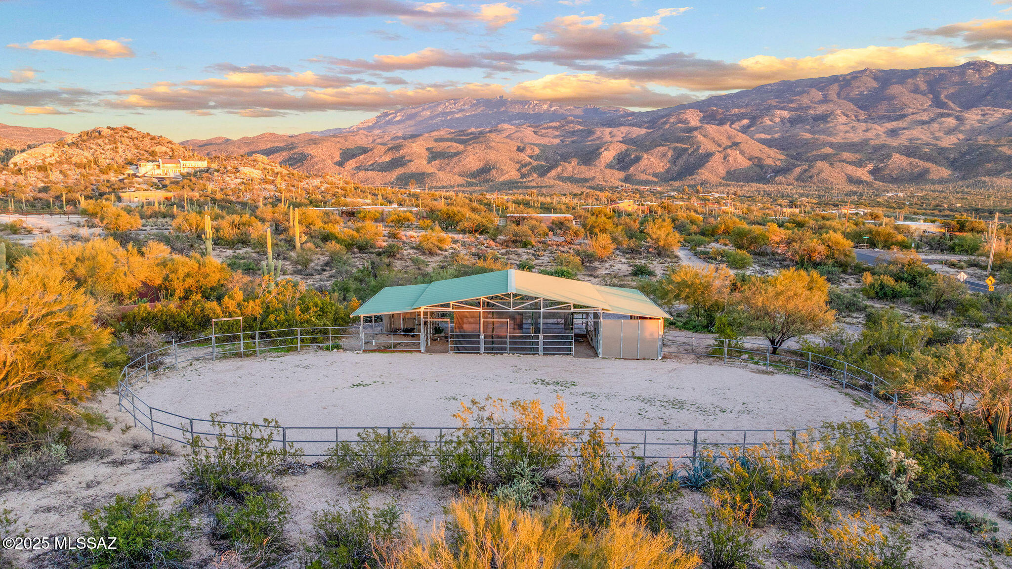 2315 N Avenida Sorgo