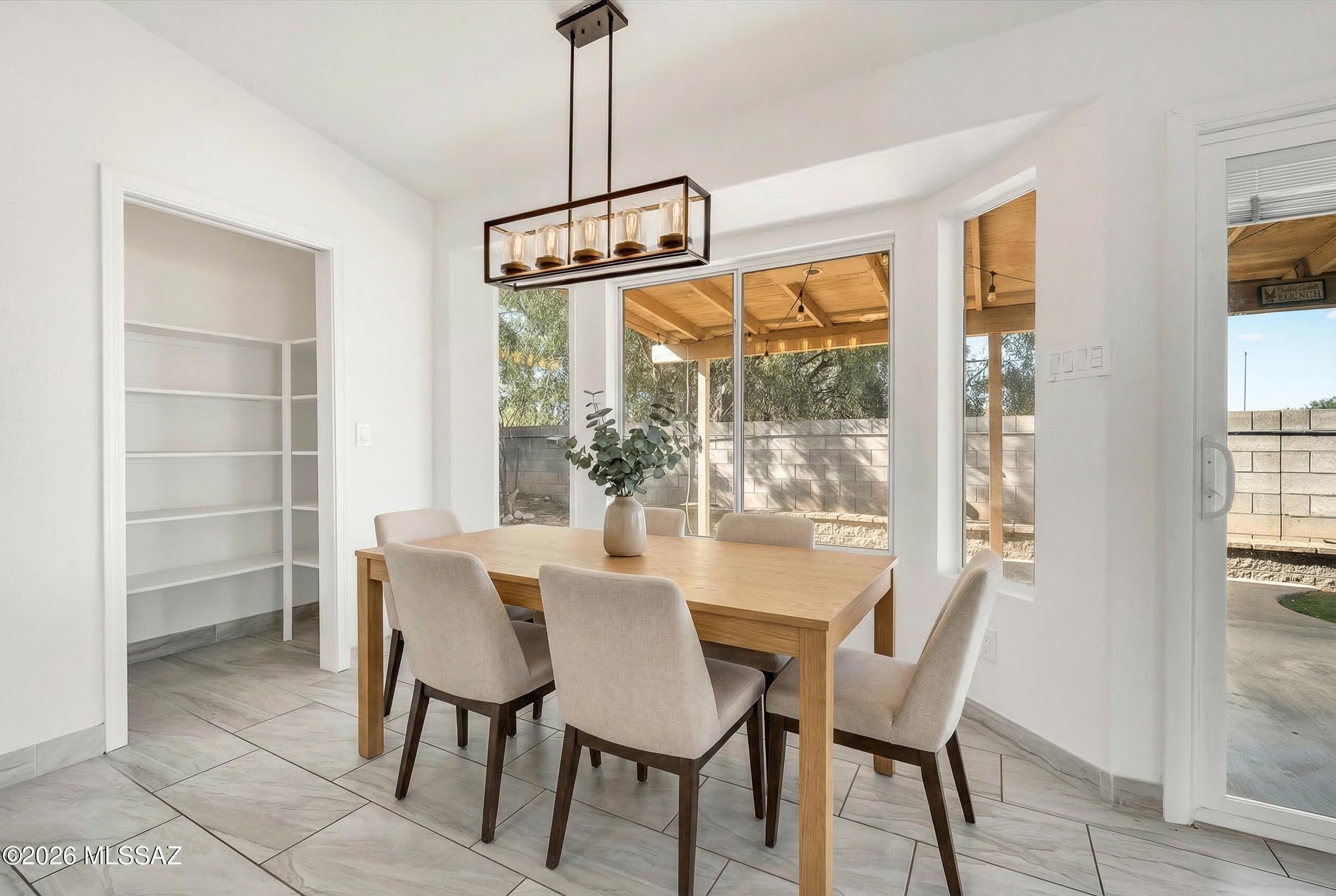 7784 S Danforth Avenue