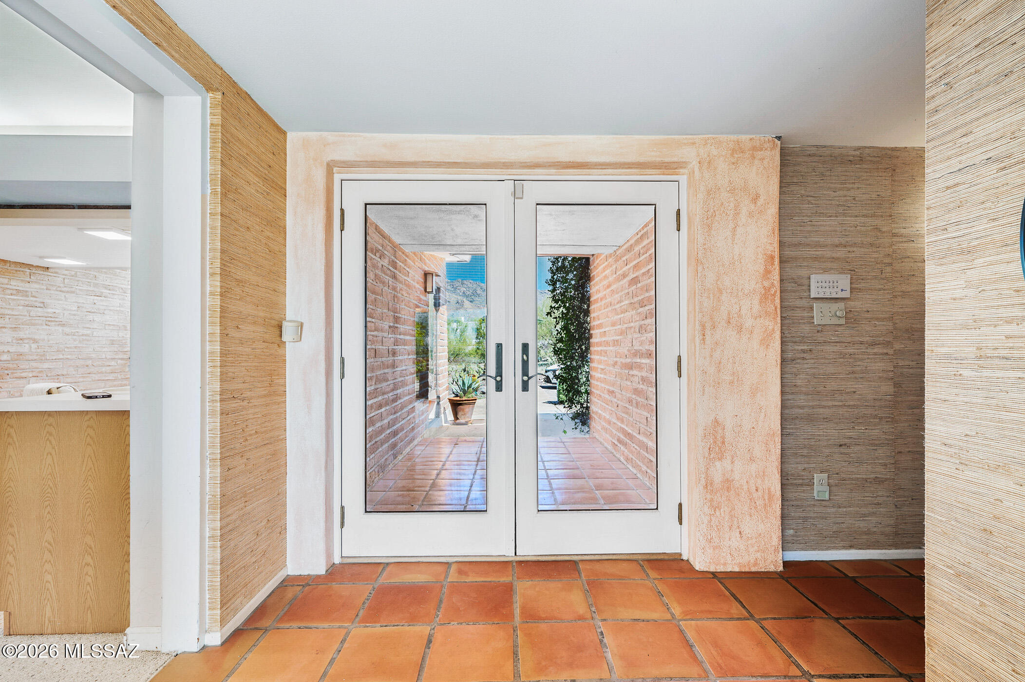 5025 E Calle Barril