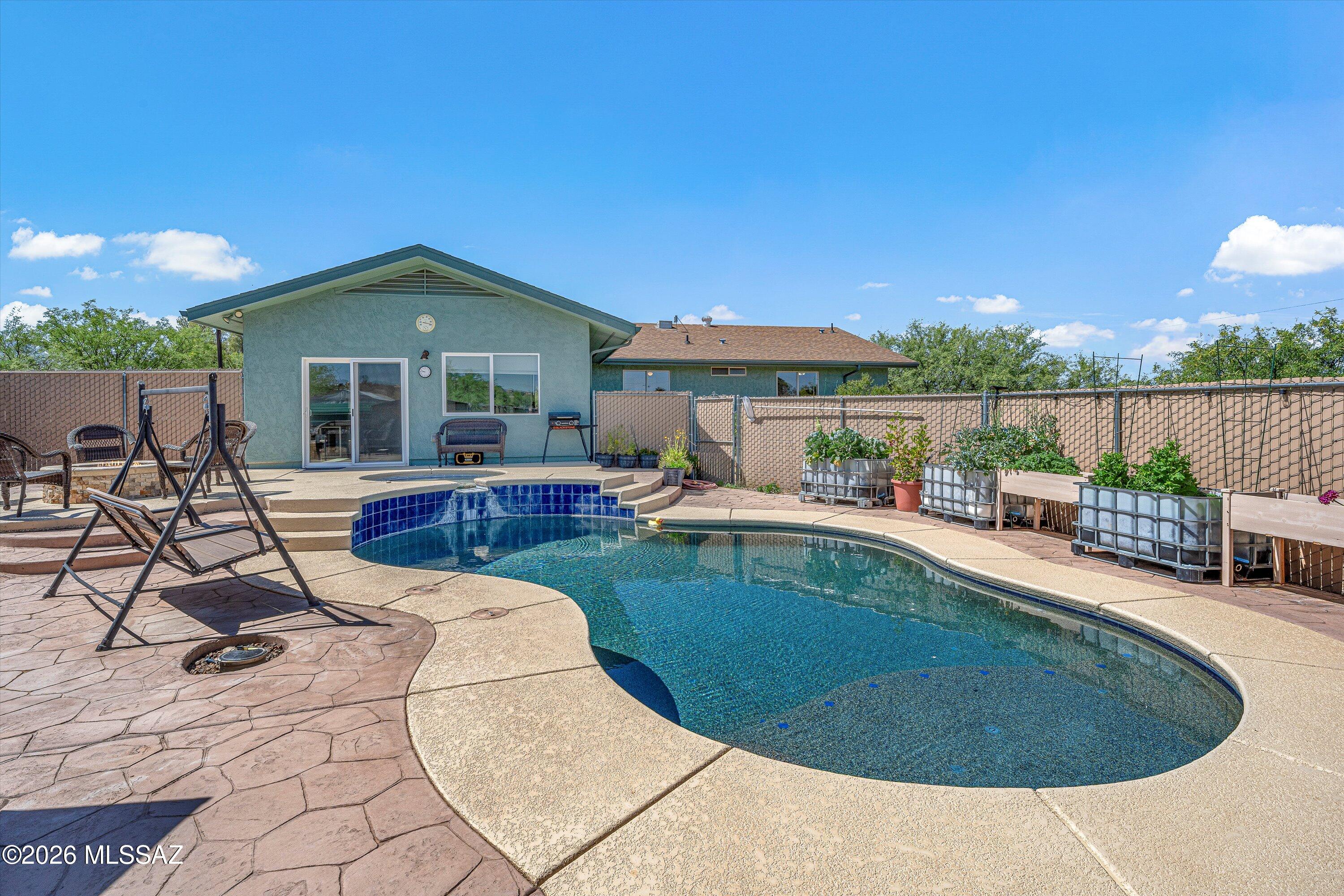 3535 E Thornberry Lane