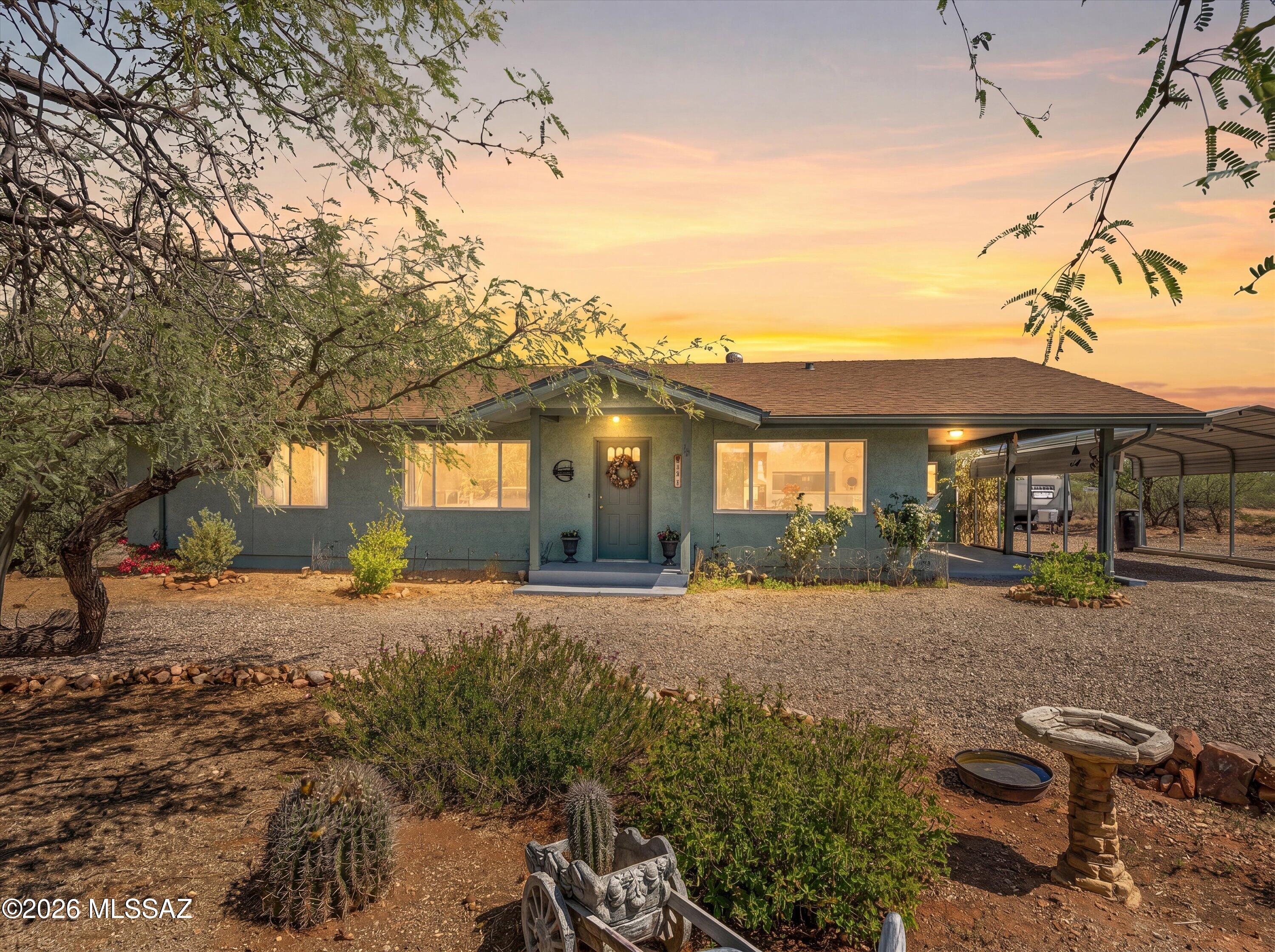 3535 E Thornberry Lane
