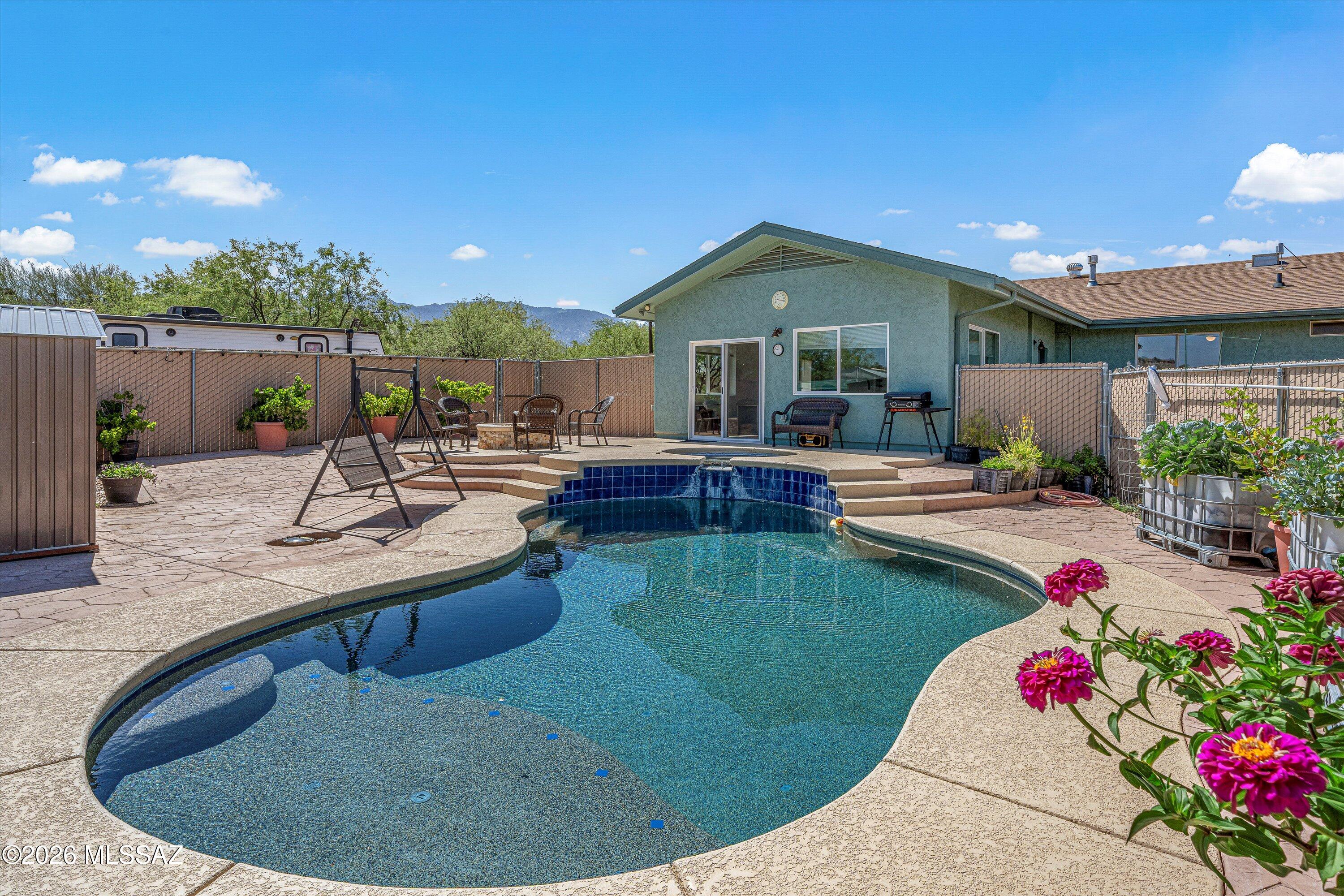 3535 E Thornberry Lane