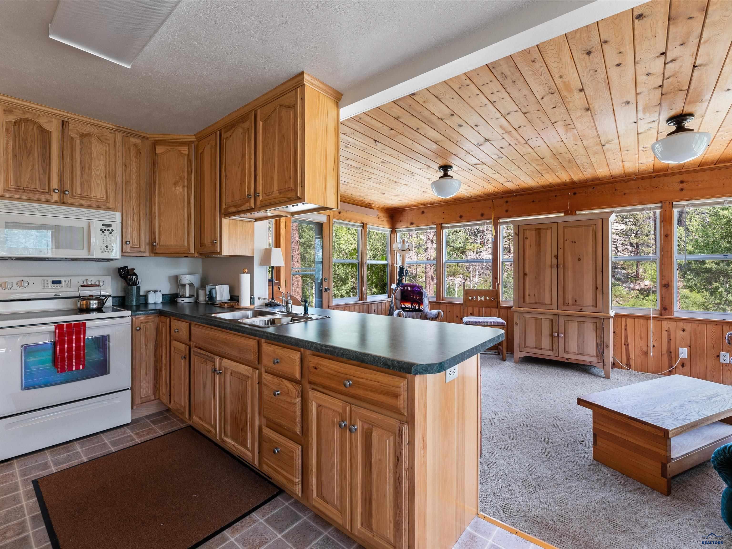 13061 BRUSH CREEK RD