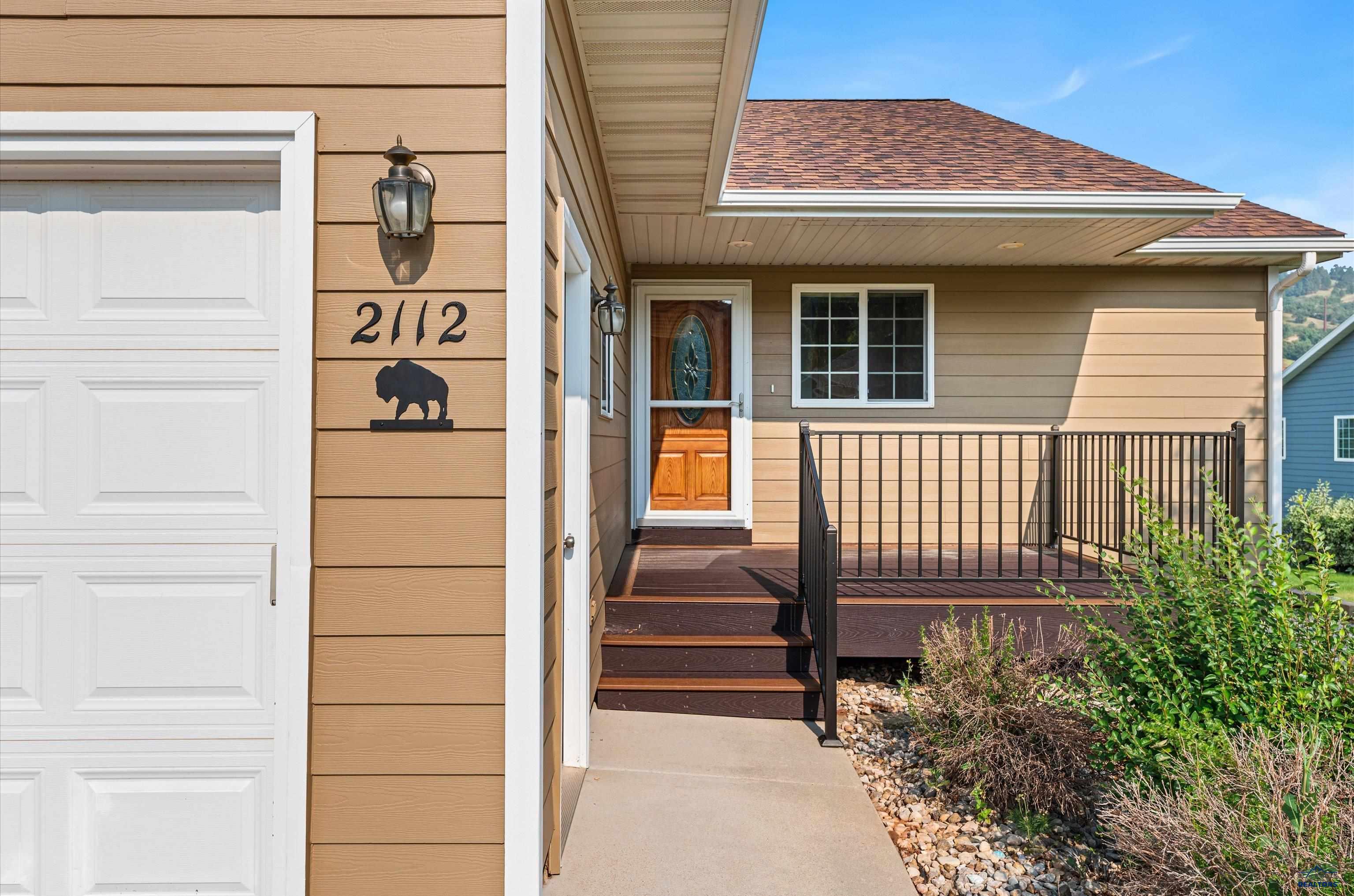 2112 WINDMILL DR