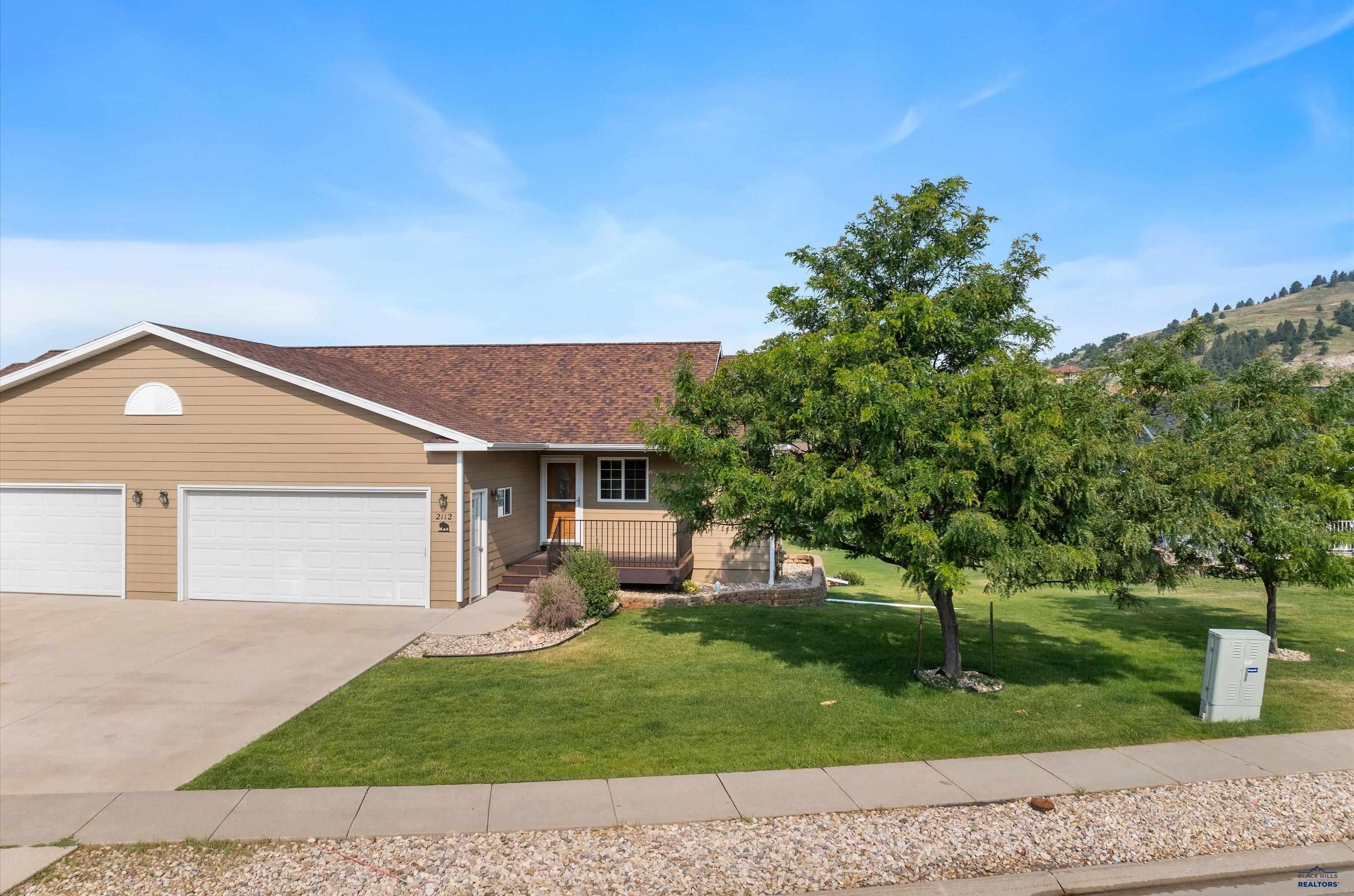 2112 WINDMILL DR