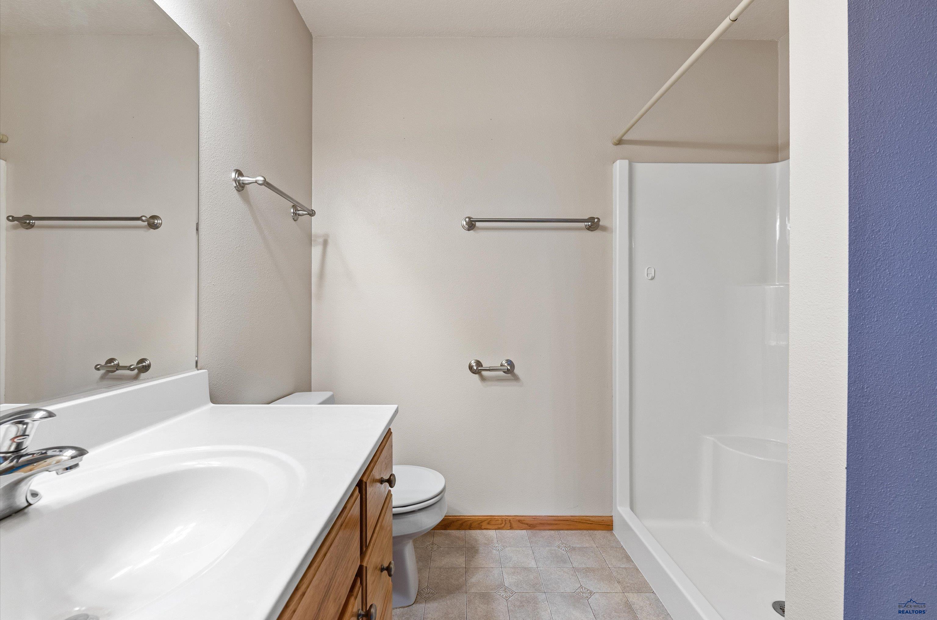 2112 WINDMILL DR
