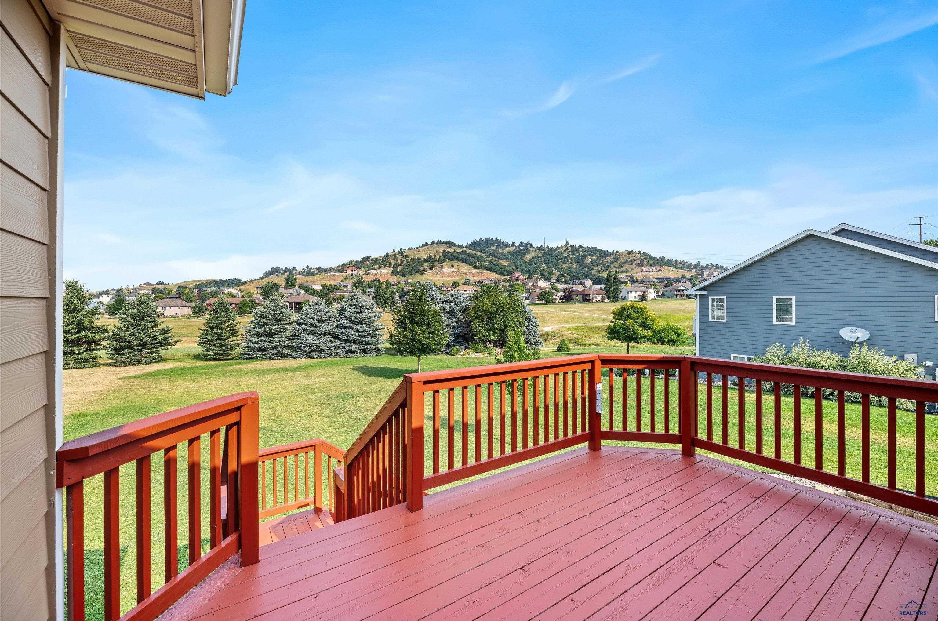 2112 WINDMILL DR