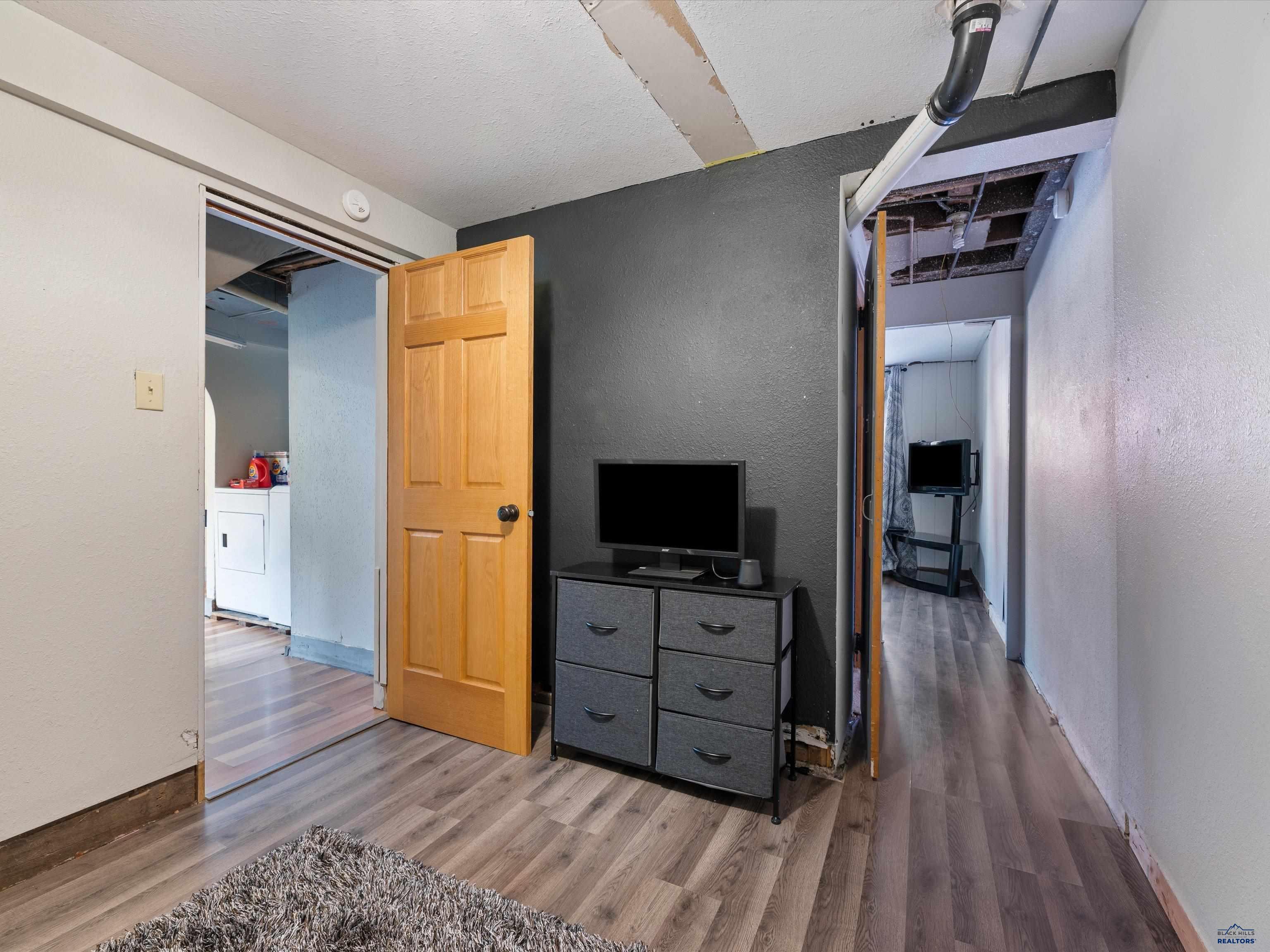 412 SPARK ST