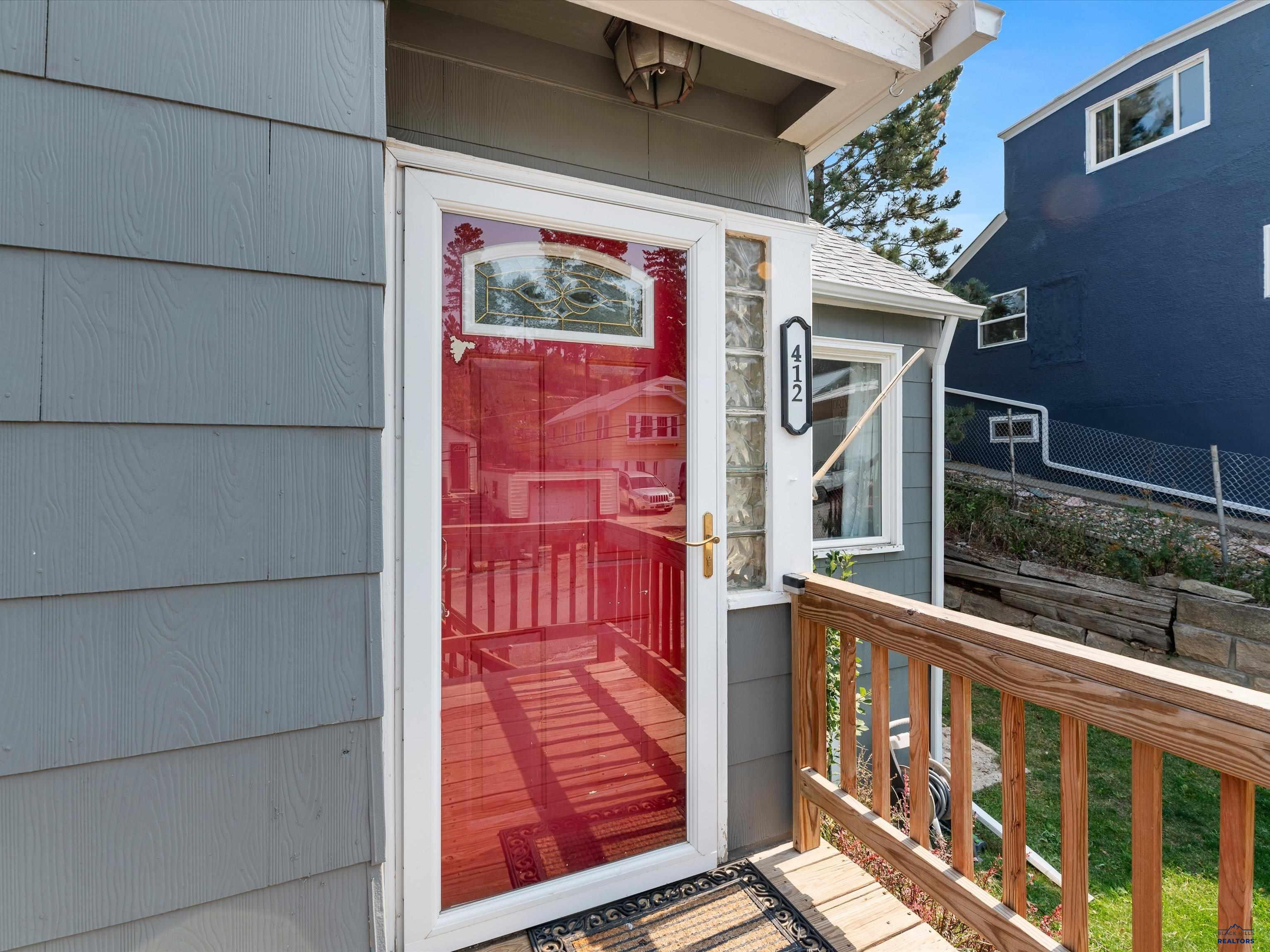 412 SPARK ST